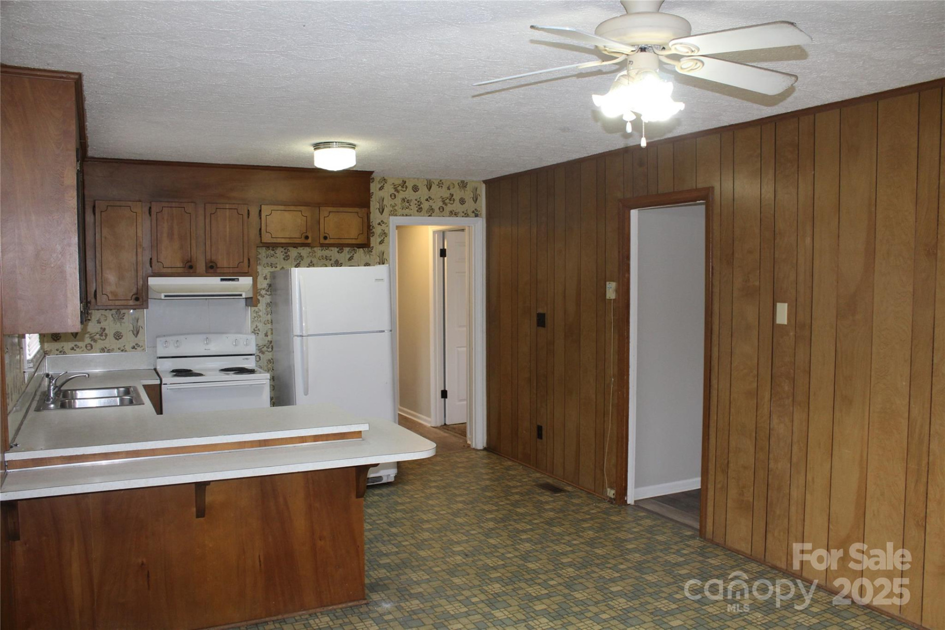 1156 Oak Forest Drive - Photo 8
