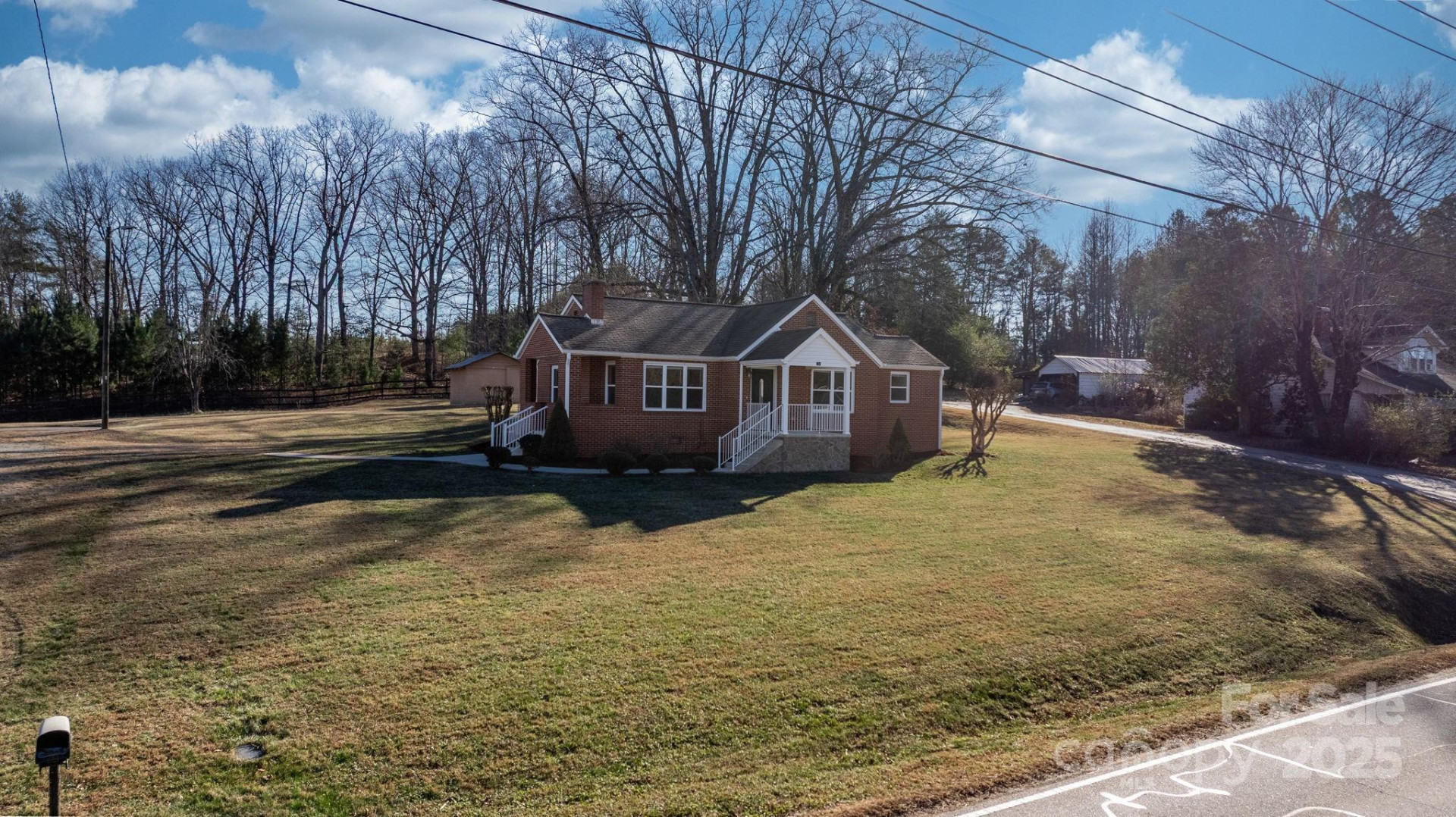 750 Hwy 126 Road - Photo 4