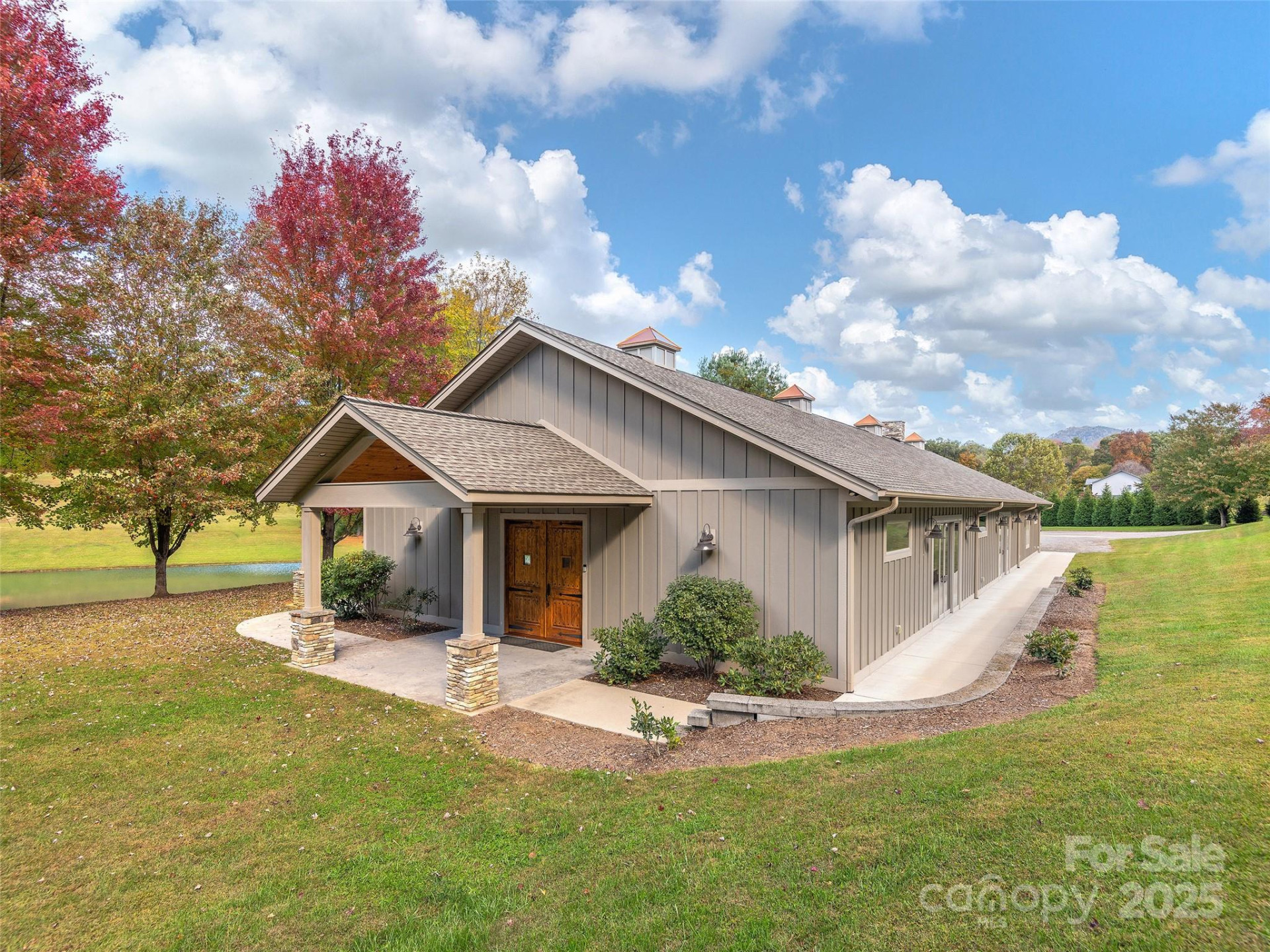 355 Johnson Drive - Photo 2