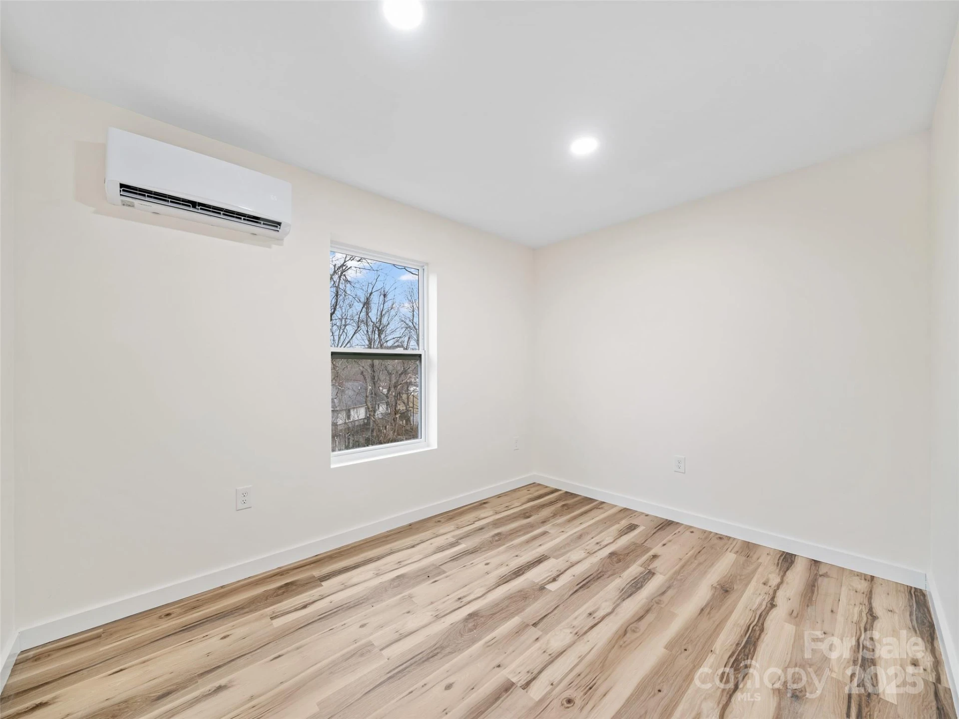 48 Phillips Lane - Photo 15