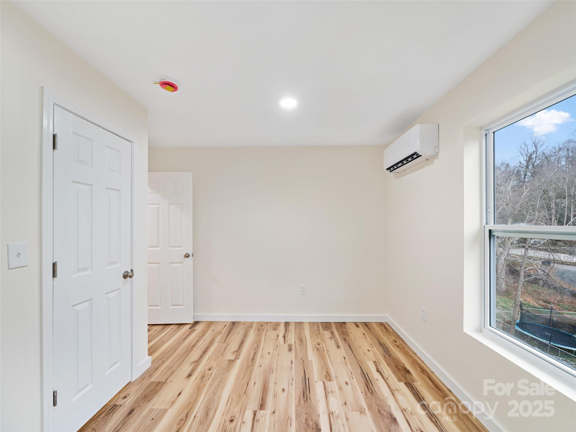 48 Phillips Lane - Photo 16