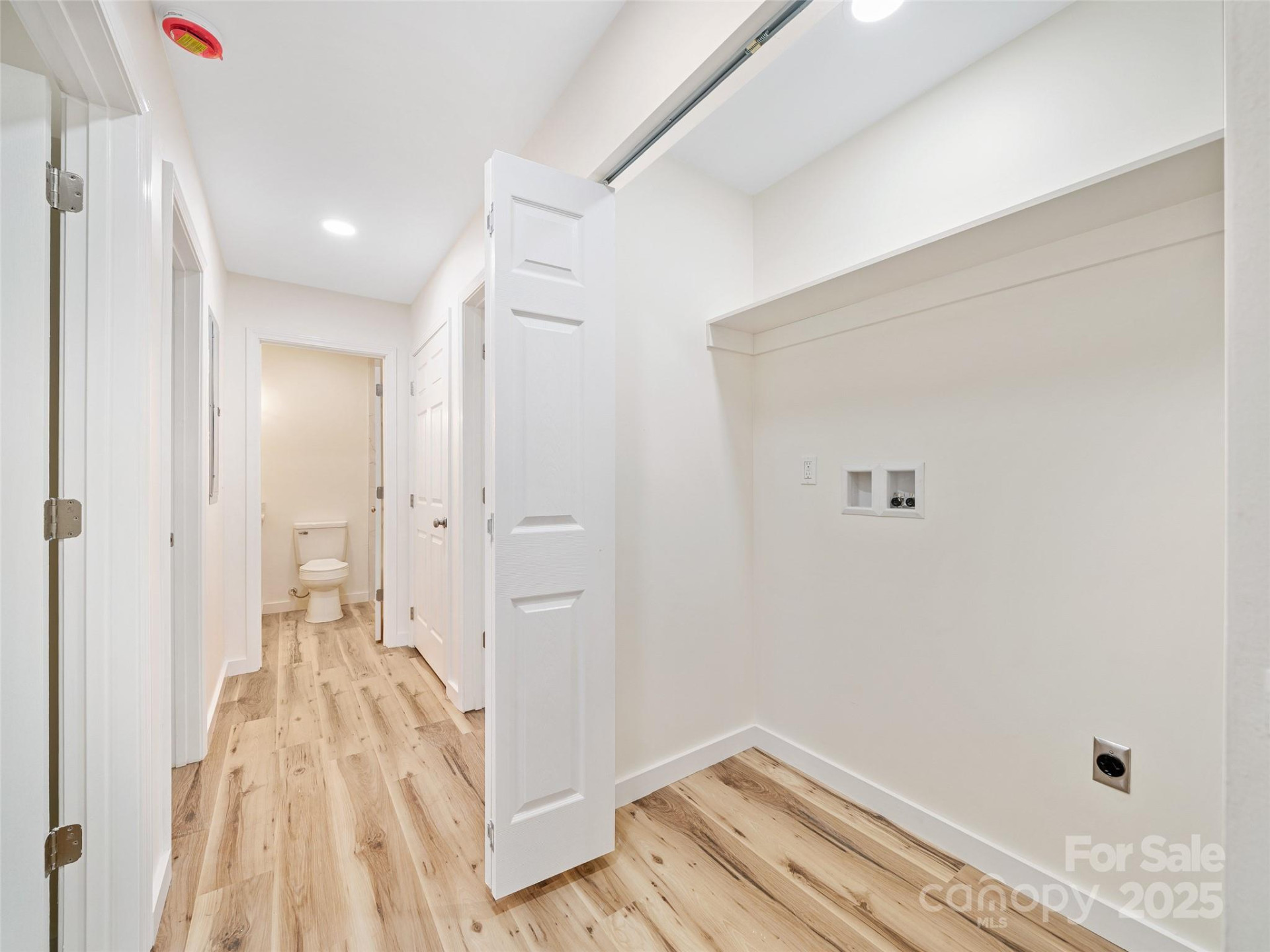 48 Phillips Lane - Photo 10