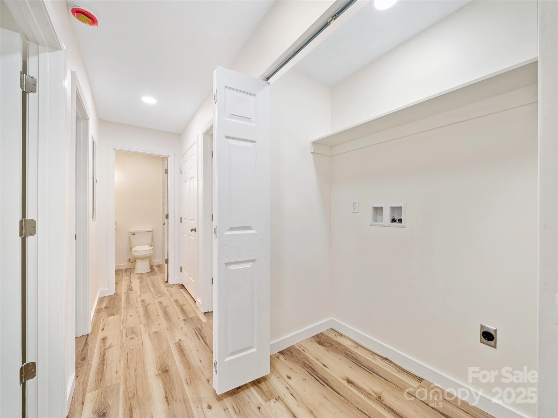 48 Phillips Lane - Photo 10