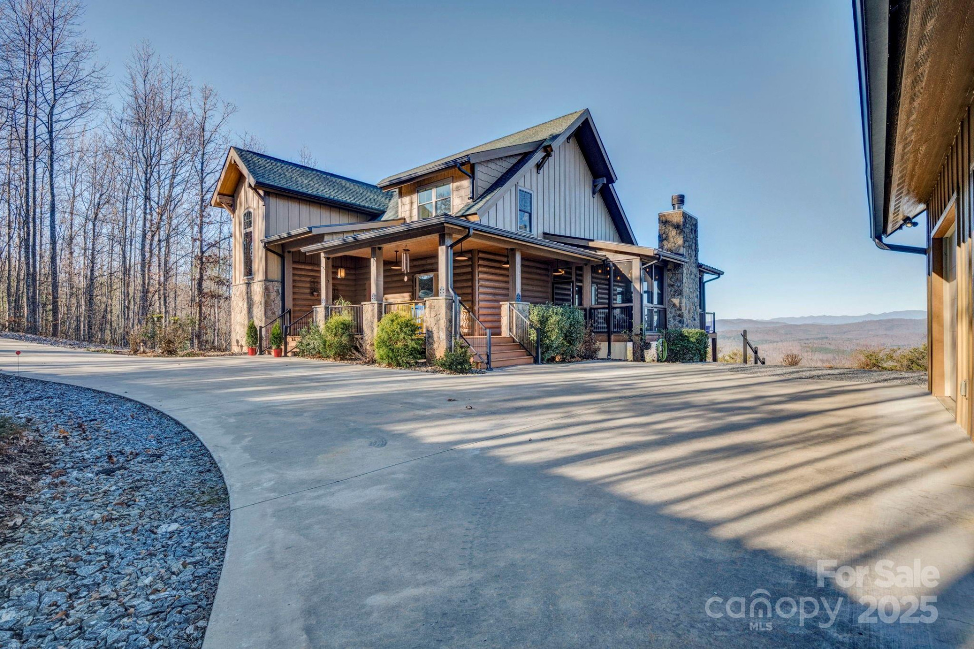 146 Sarinac Drive - Photo 3