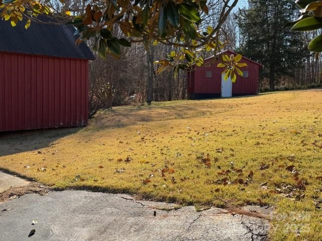 6496 US 221S Highway - Photo 15