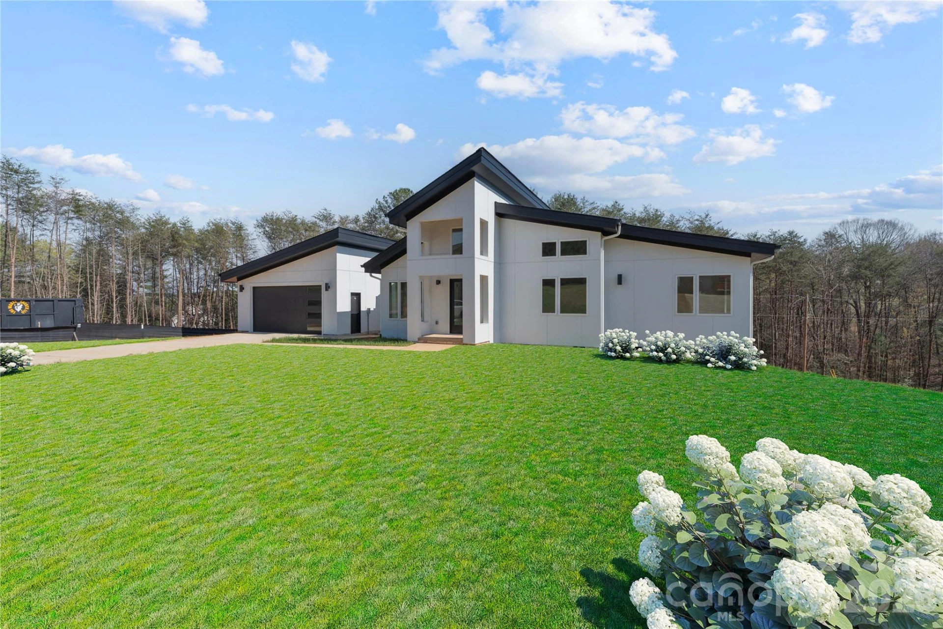 5733 Selkirk Drive - Photo 2
