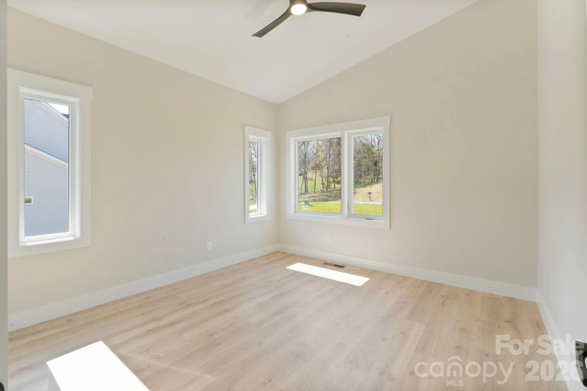 5733 Selkirk Drive - Photo 43