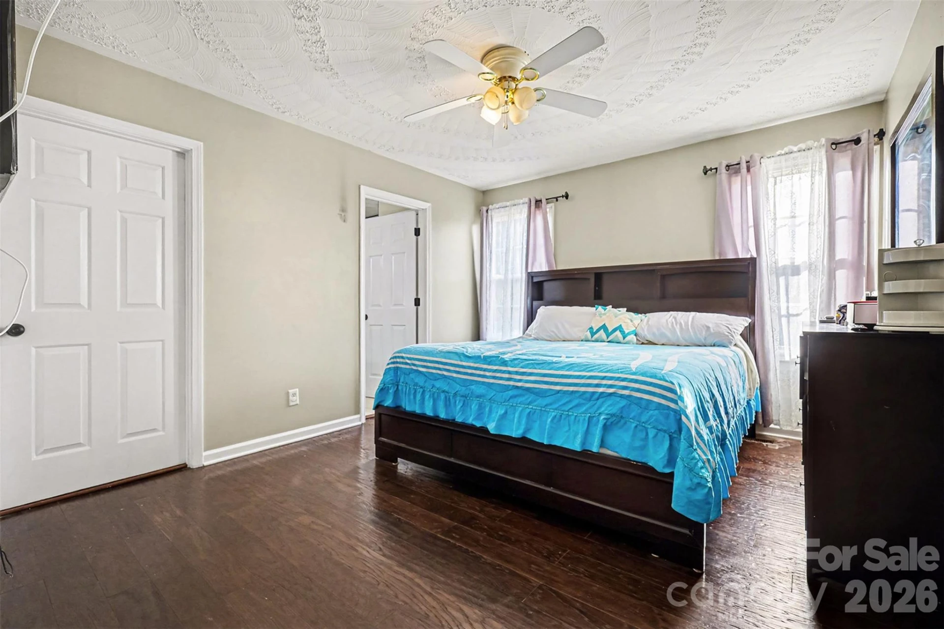 105 3rd Avenue - Photo 16