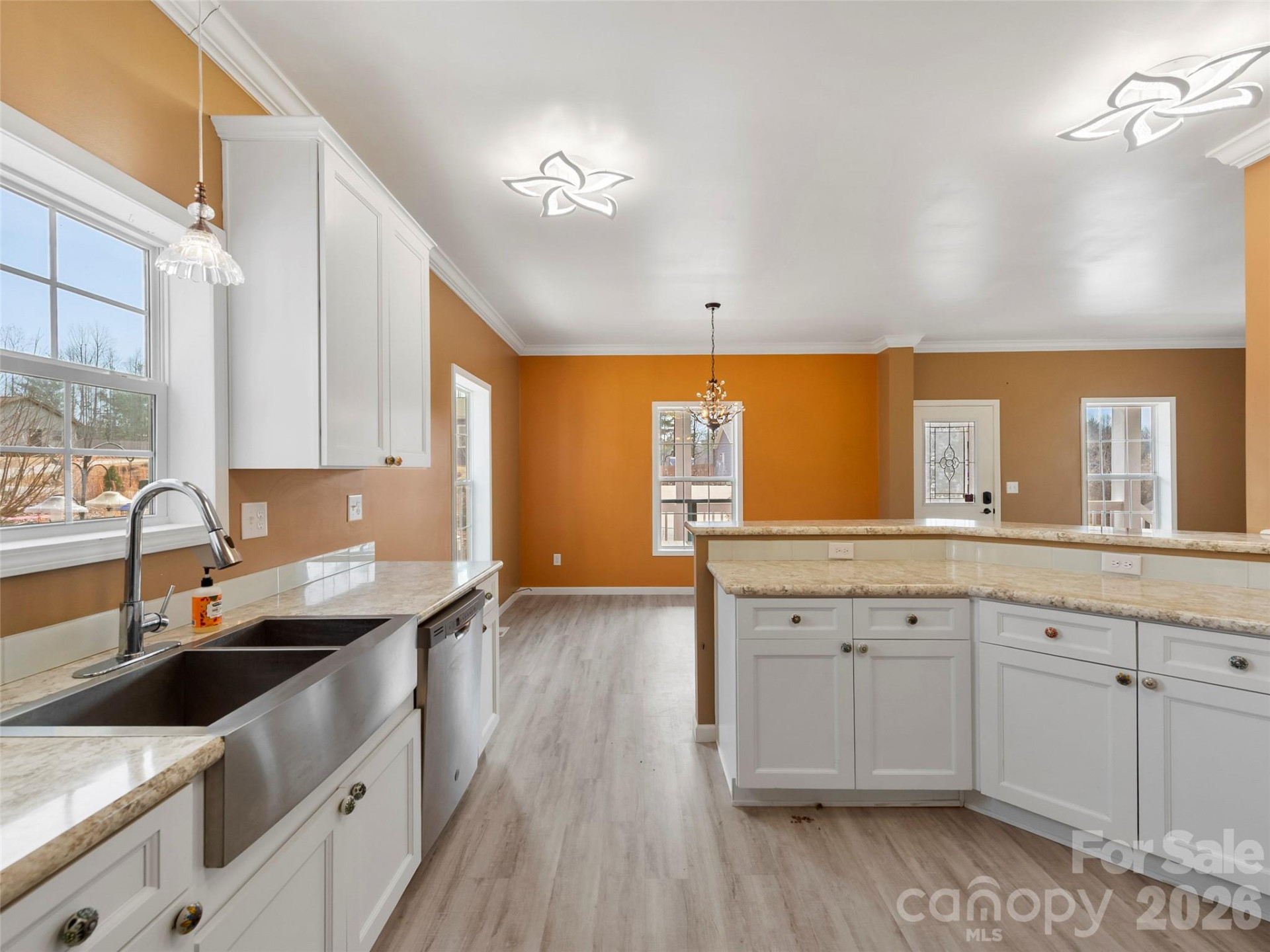 83 Moss Hill Drive - Photo 5