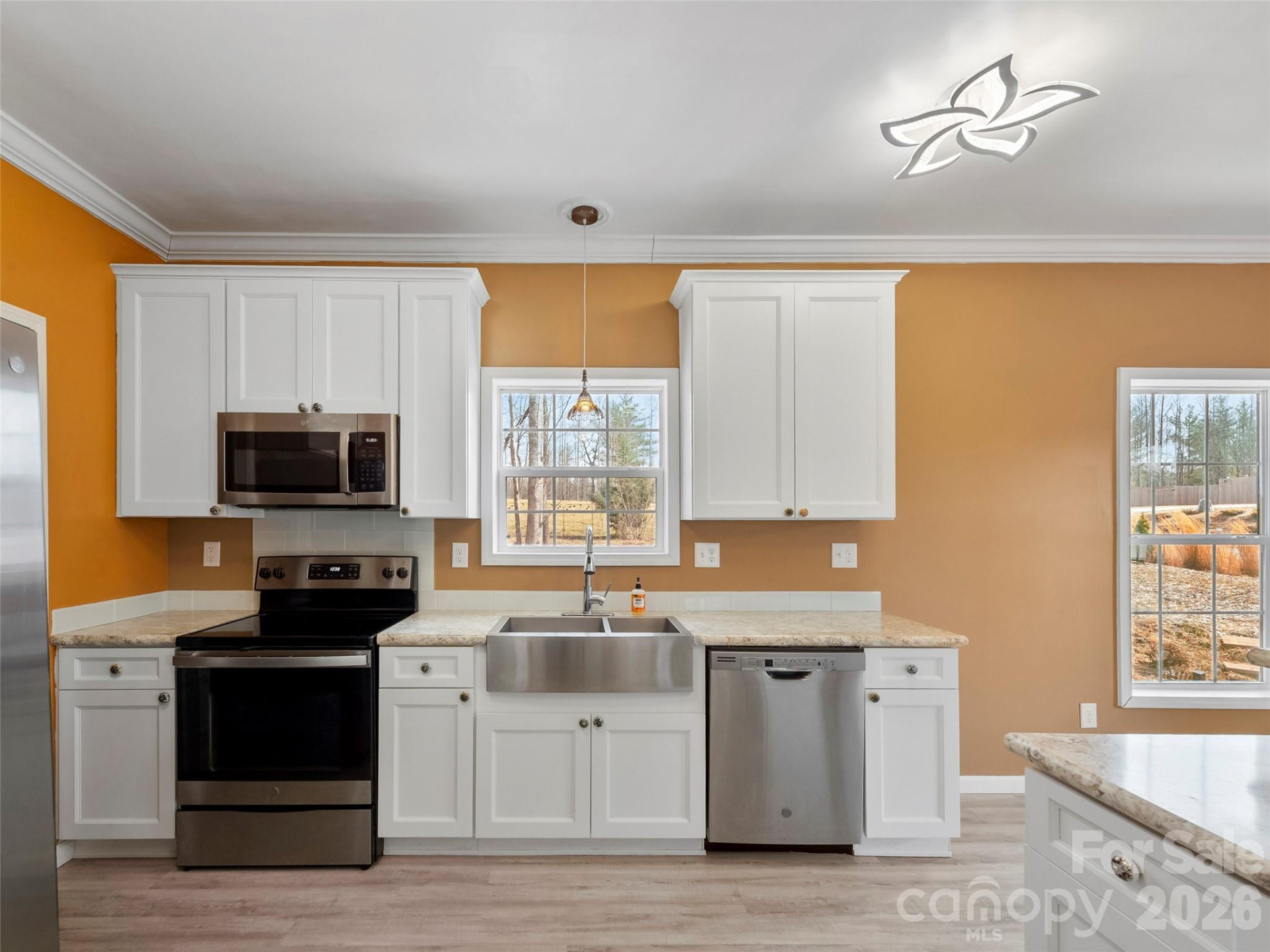 83 Moss Hill Drive - Photo 6