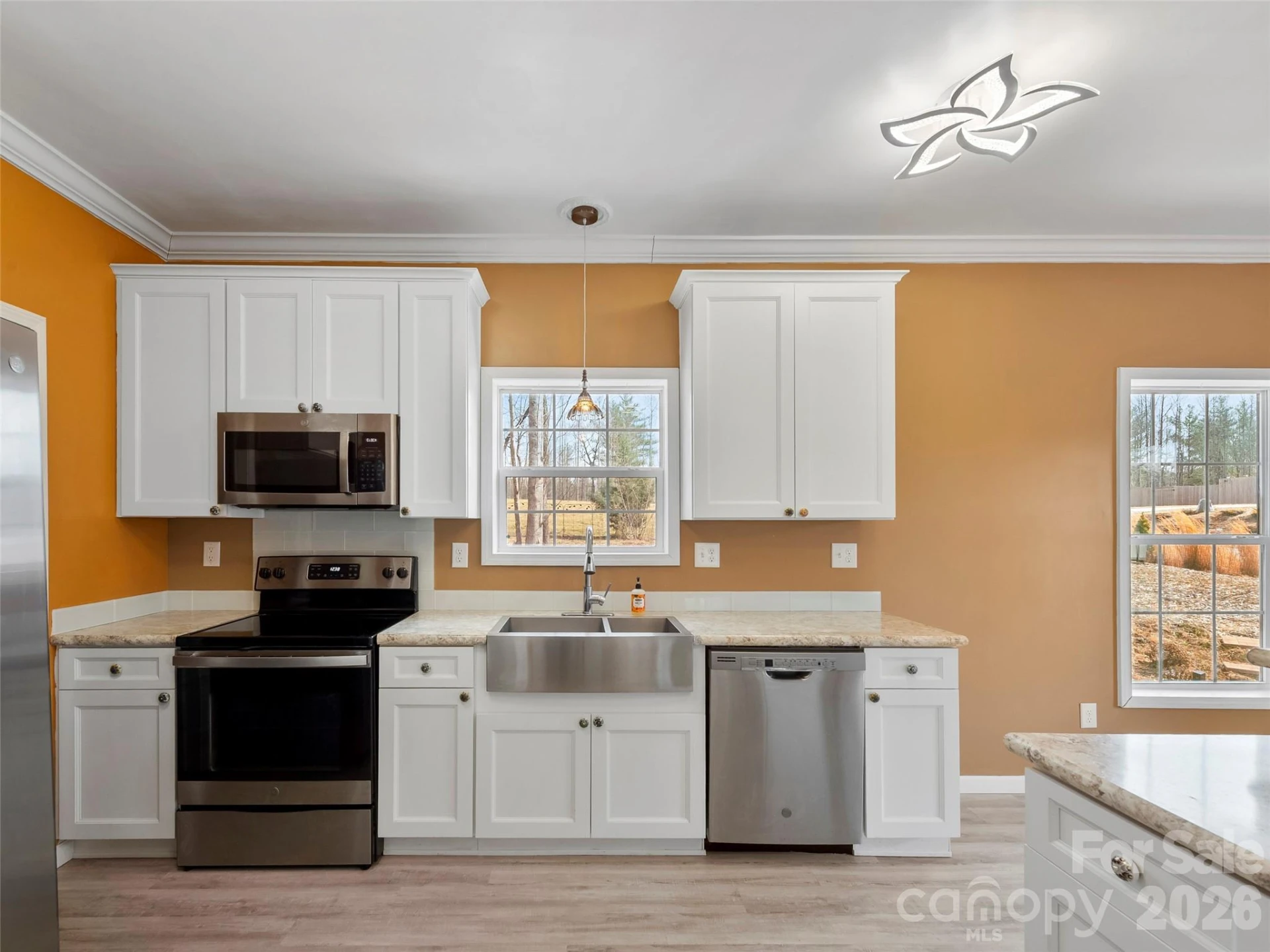 83 Moss Hill Drive - Photo 6