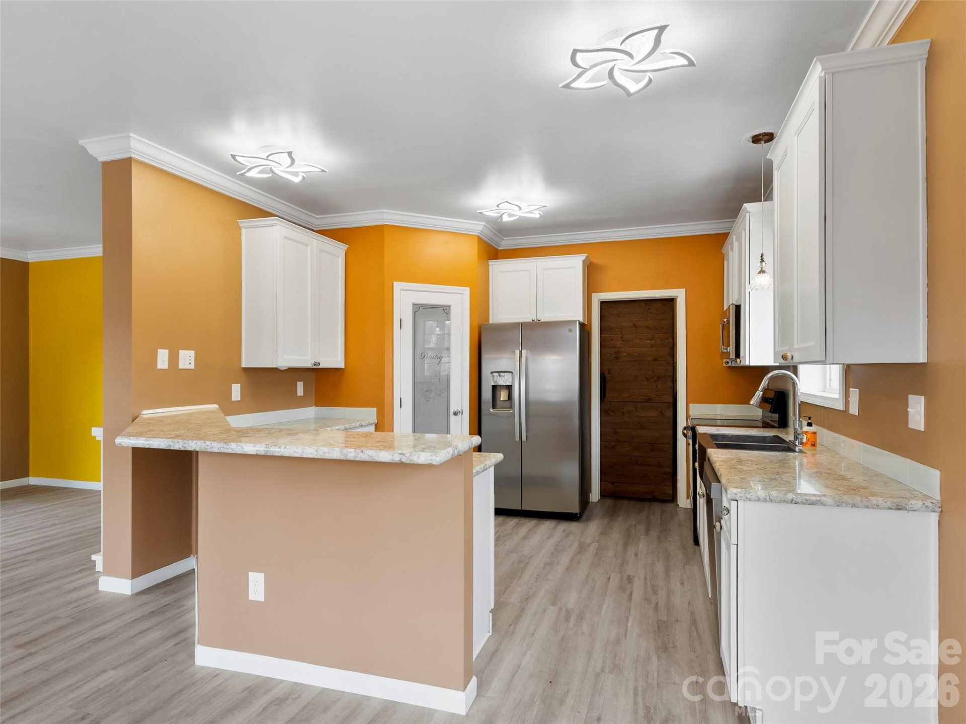 83 Moss Hill Drive - Photo 8