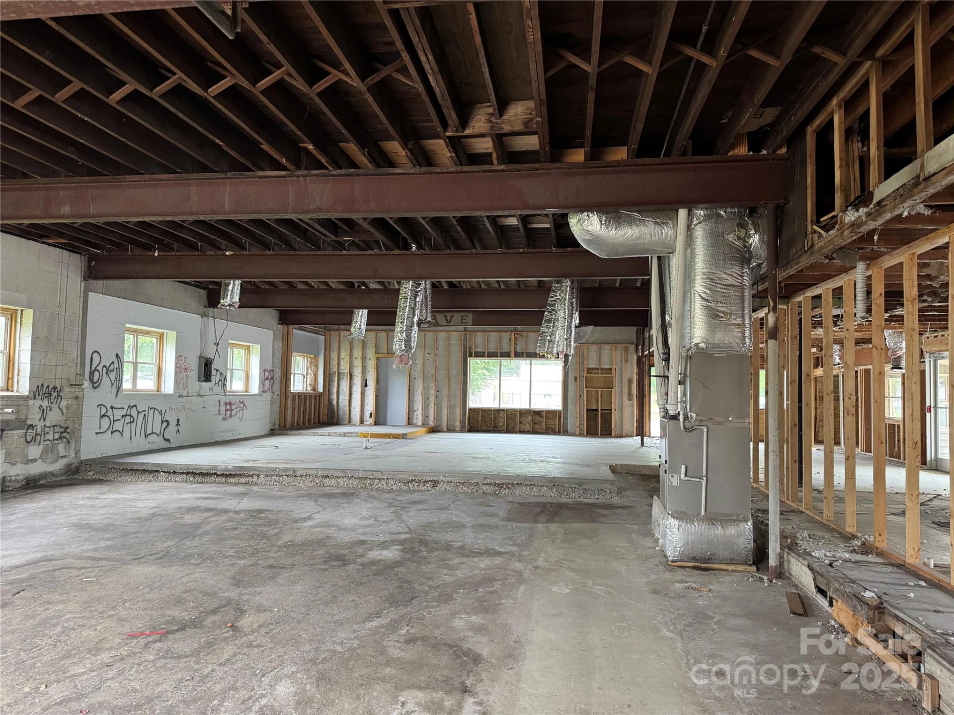 280 Broad Street - Photo 15