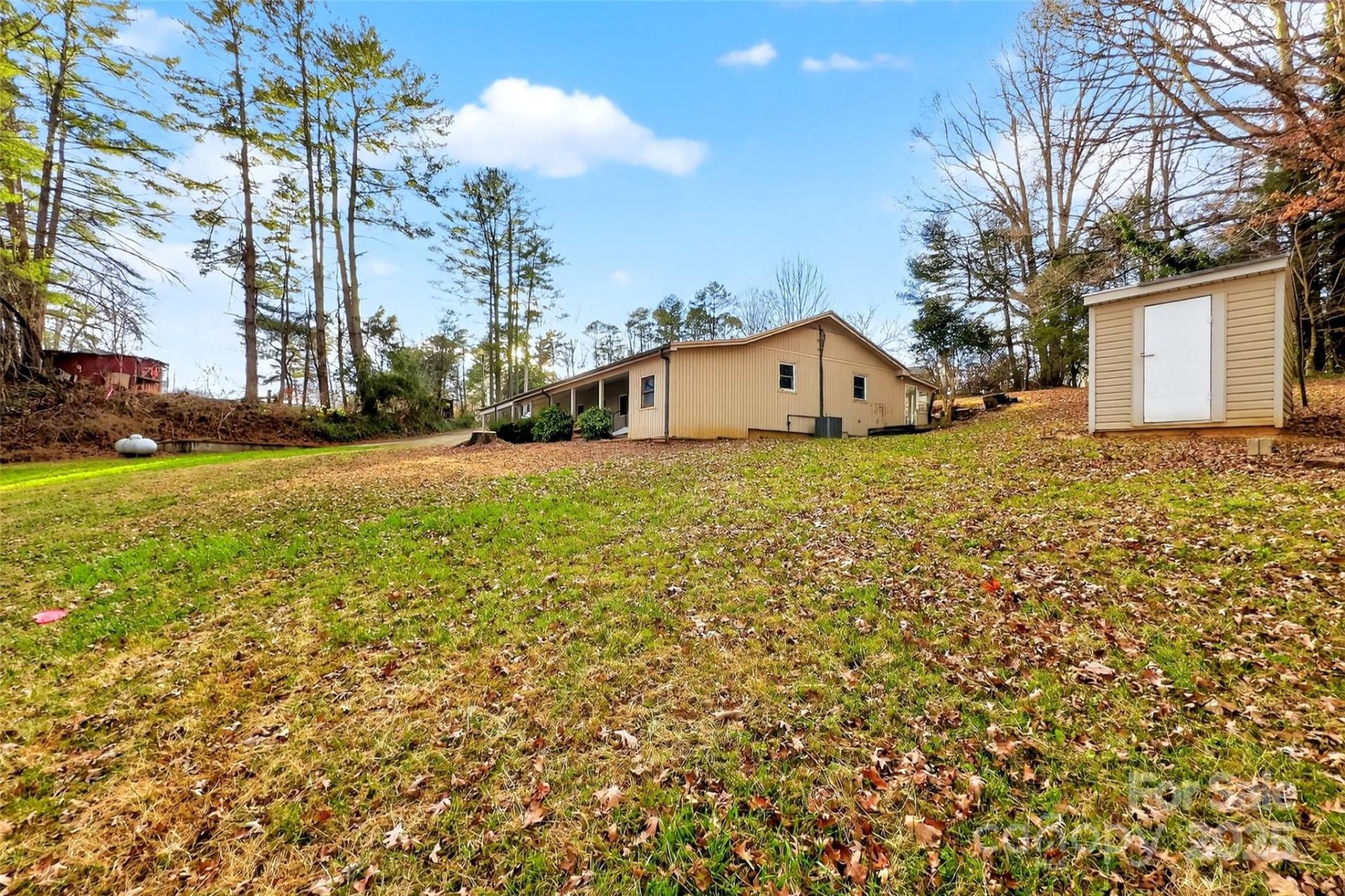 2390 Sugar Hill Road - Photo 17