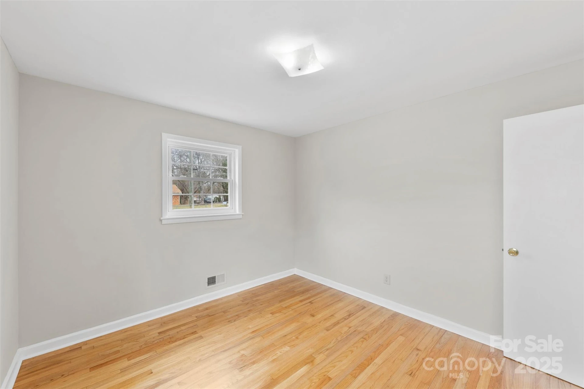746 Vale Street - Photo 13