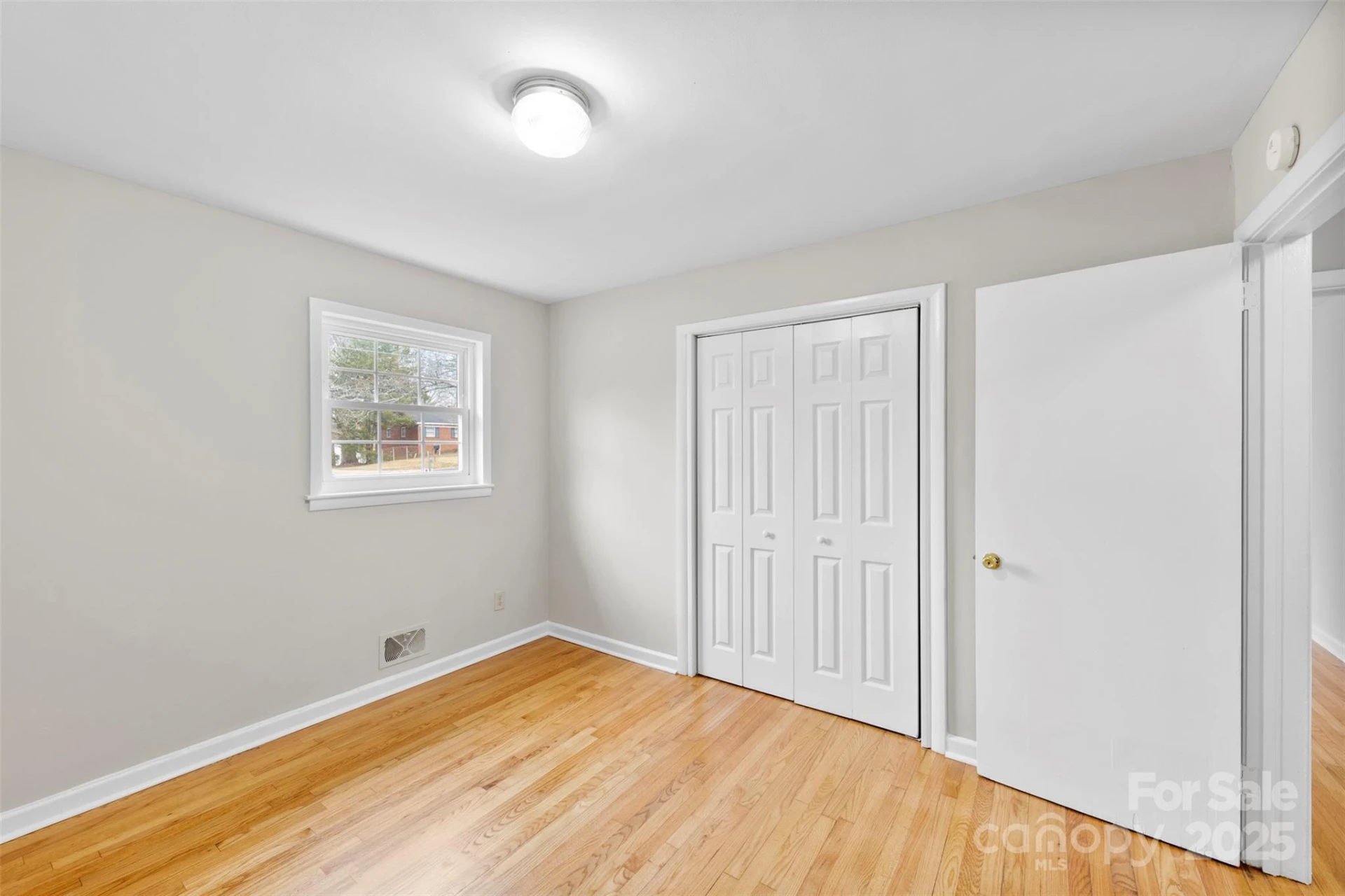 746 Vale Street - Photo 9