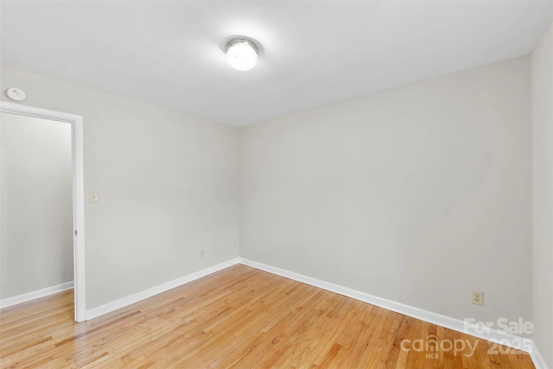 746 Vale Street - Photo 10