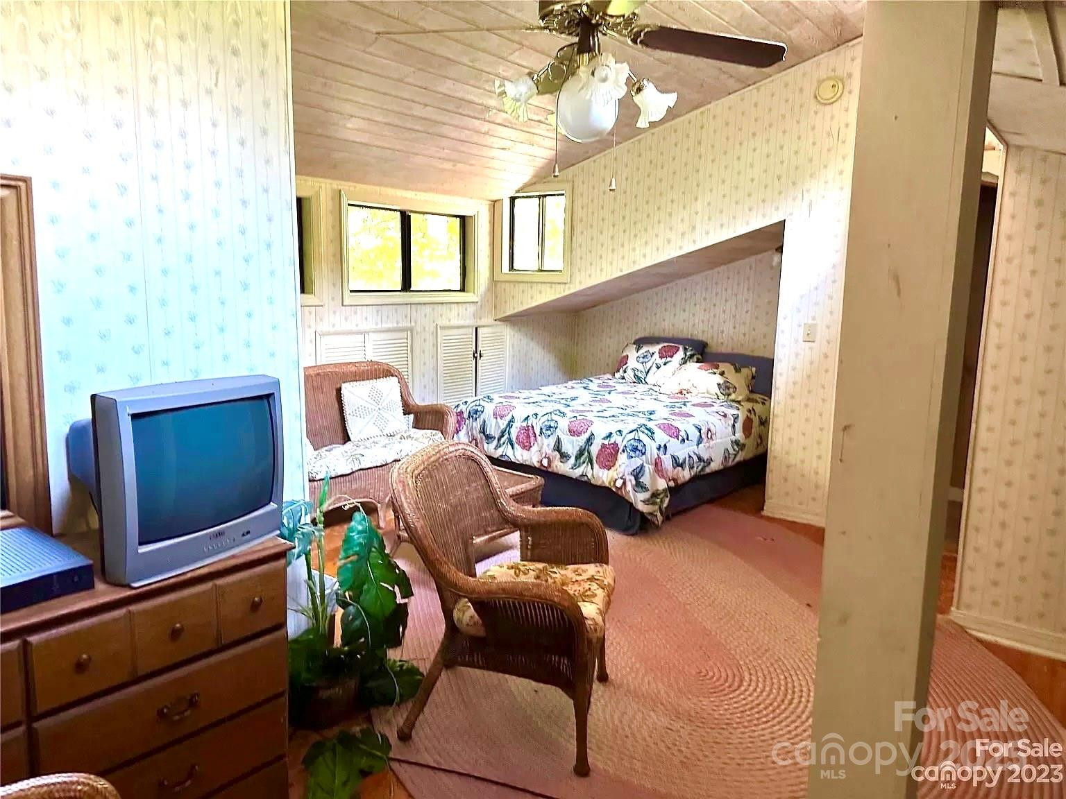 334 Wayah Zooshuga Road - Photo 12