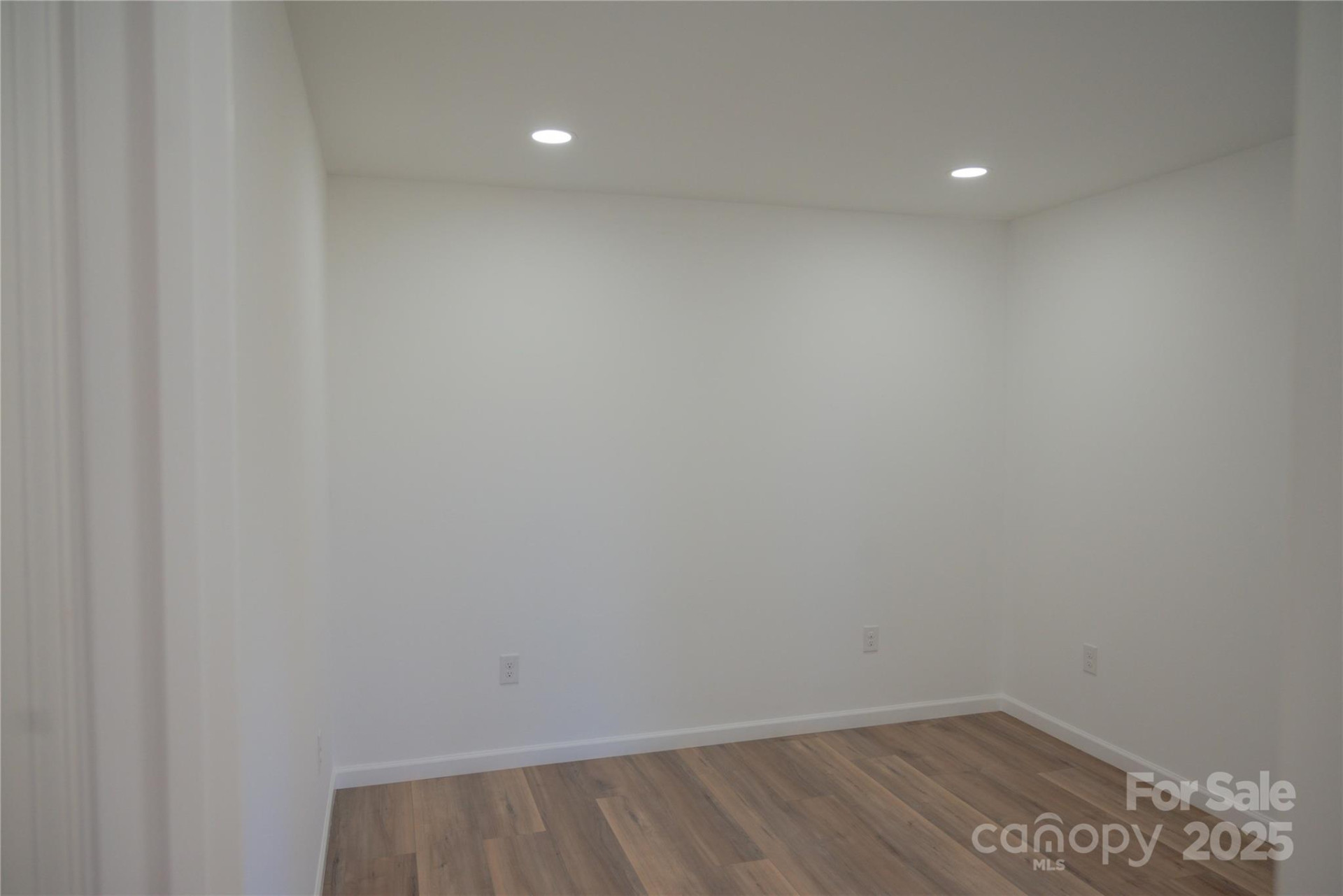 213 Mountain View Street - Photo 16
