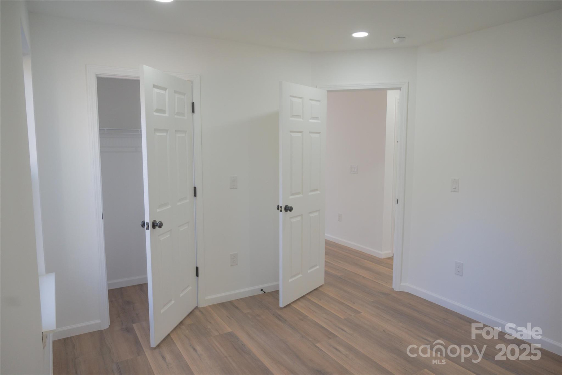 213 Mountain View Street - Photo 17