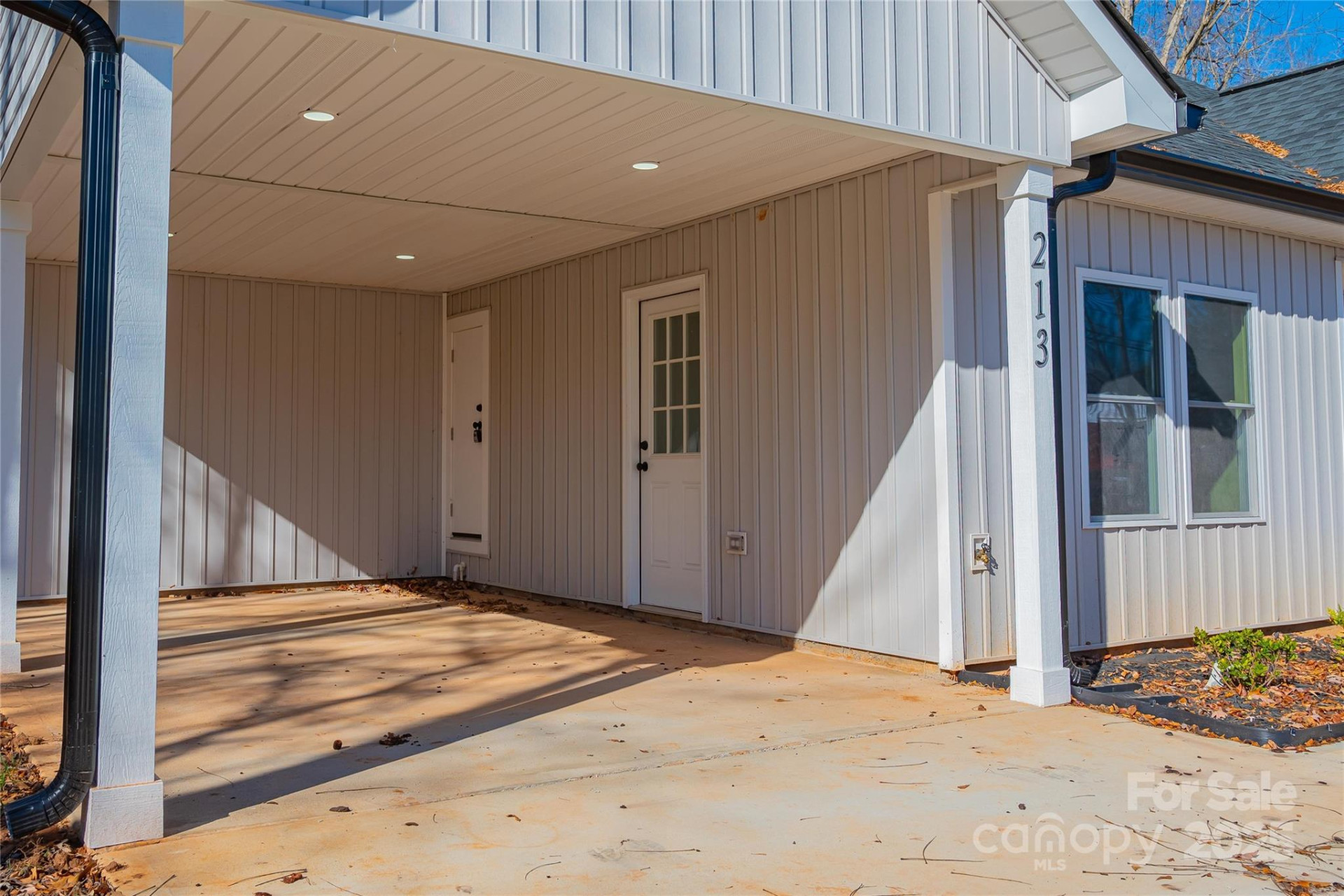 213 Mountain View Street - Photo 5