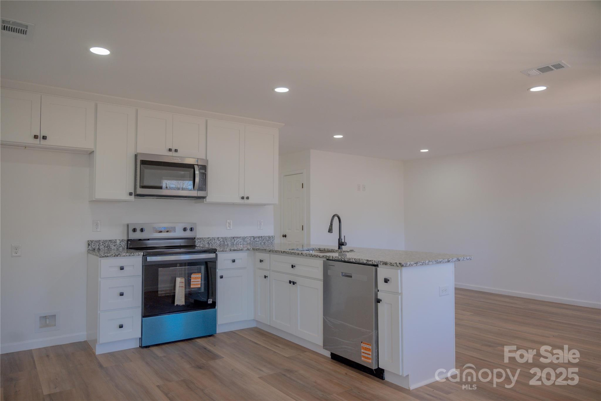 213 Mountain View Street - Photo 7