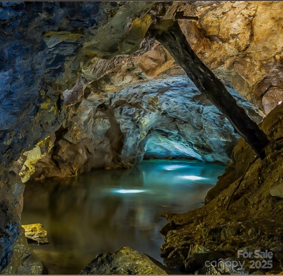 0 The Falls Road - Photo 2