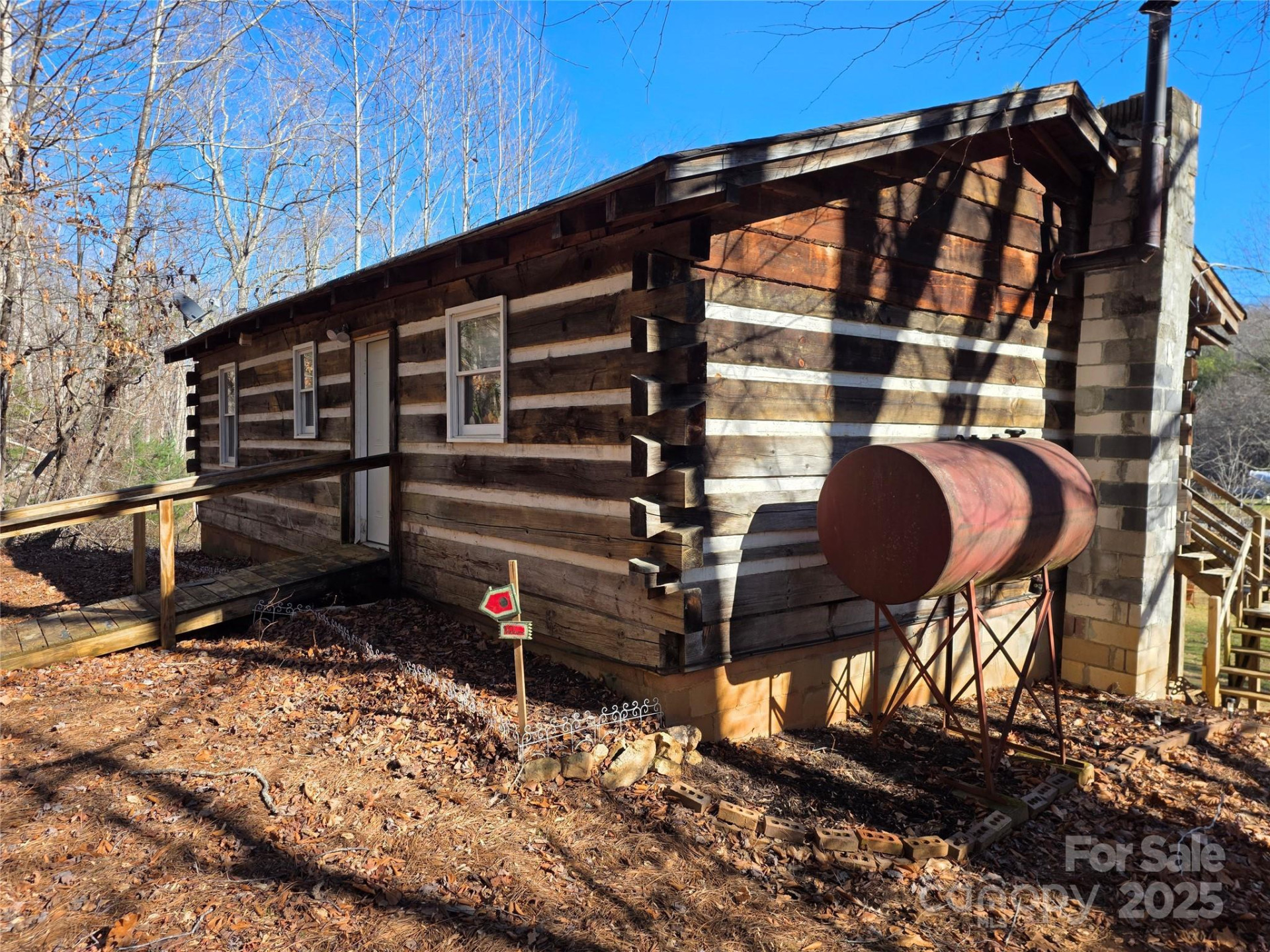 536 Hickory Springs Road - Photo 17