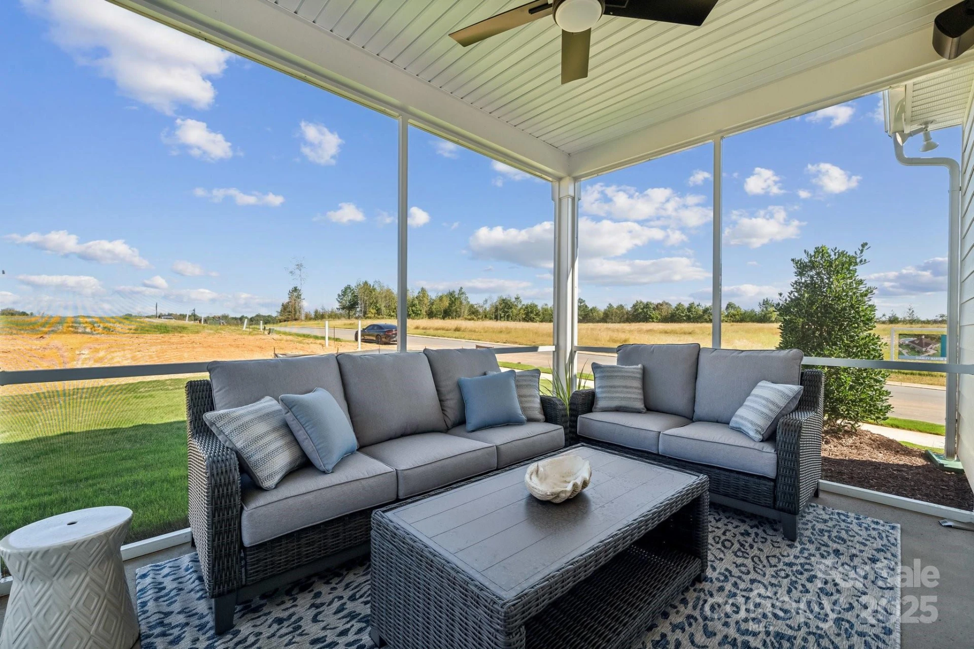 1095 Arundle Road - Photo 2