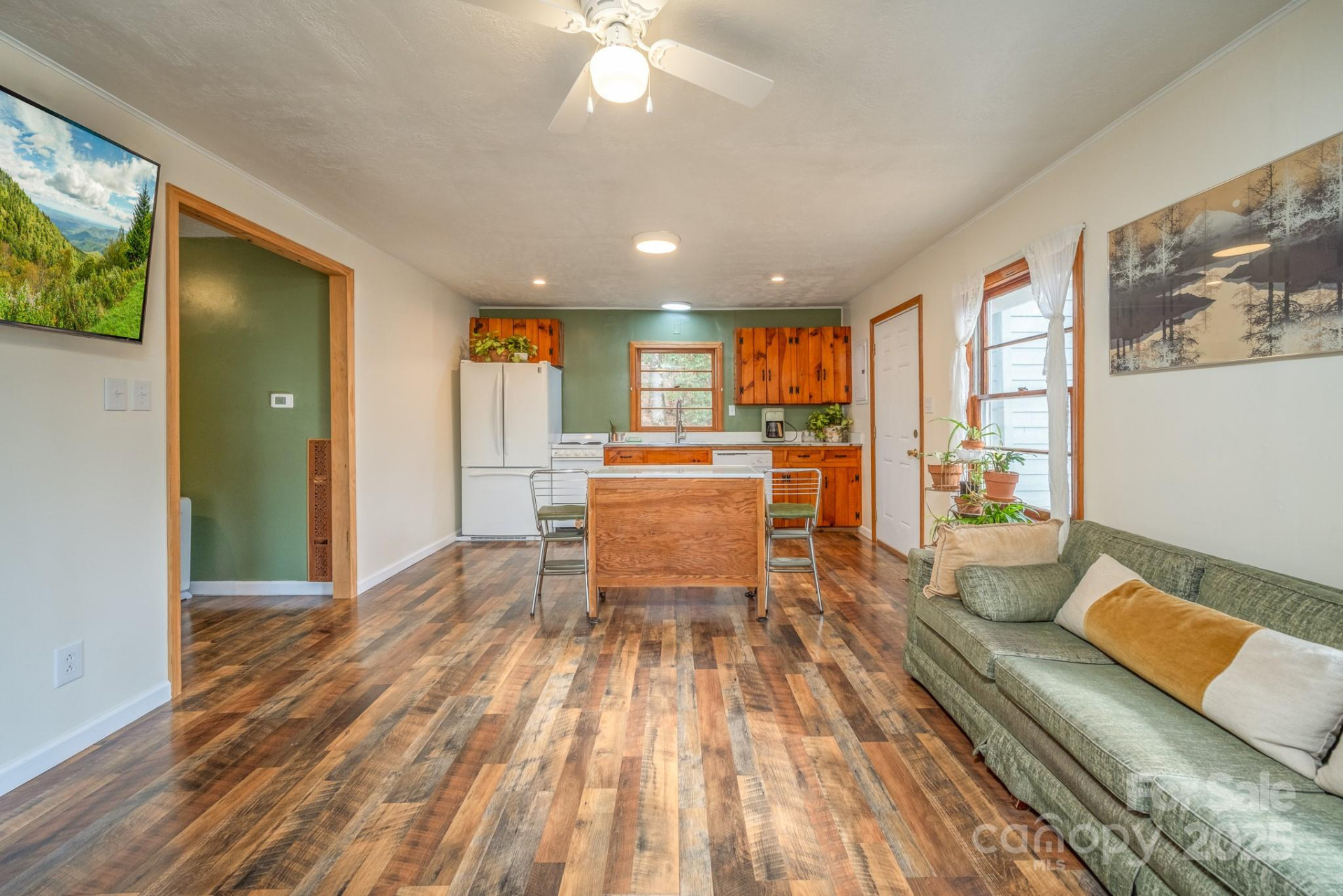 361 Rainbow Lake Drive - Photo 6