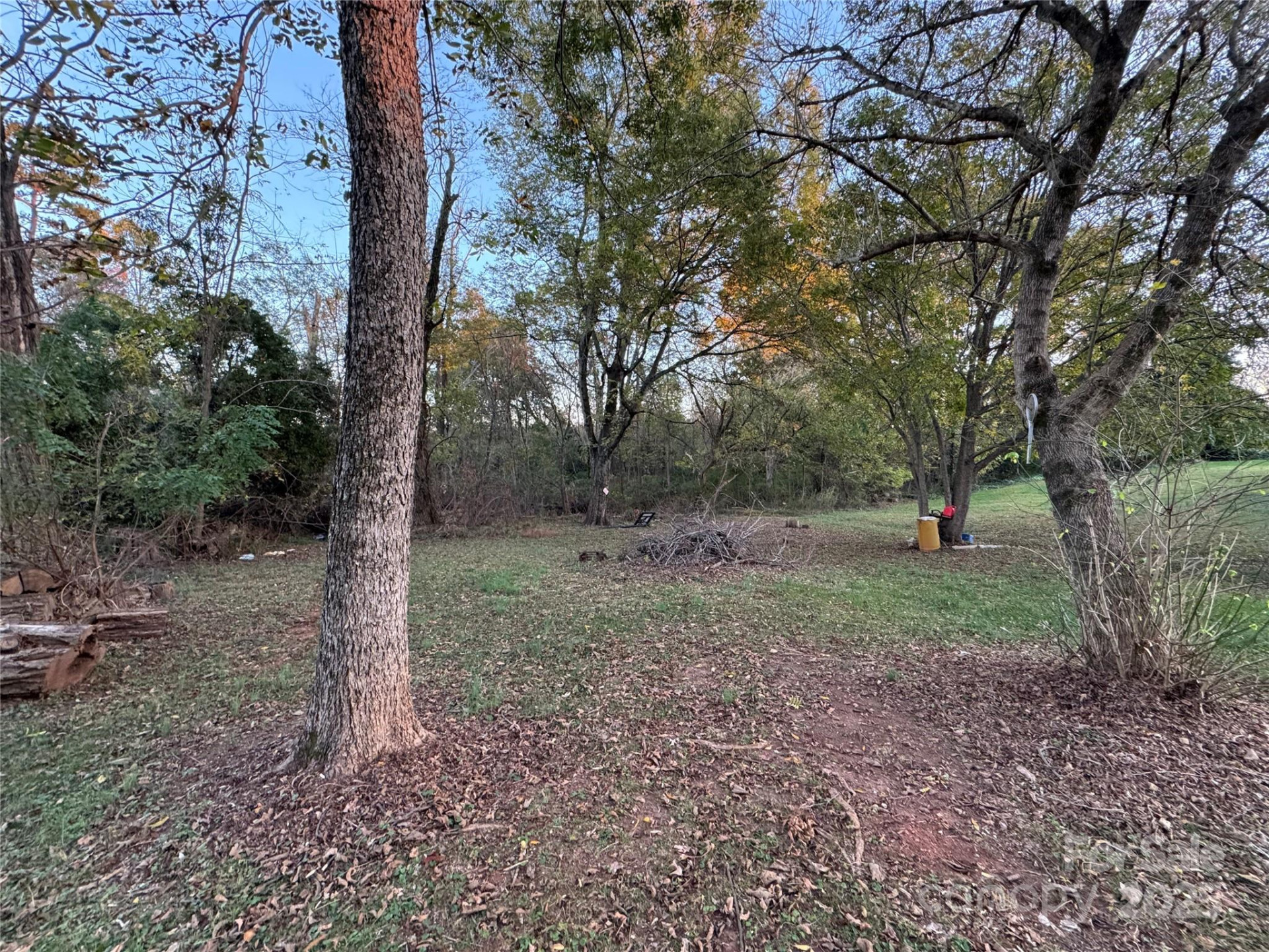 144 St Helena Drive - Photo 10