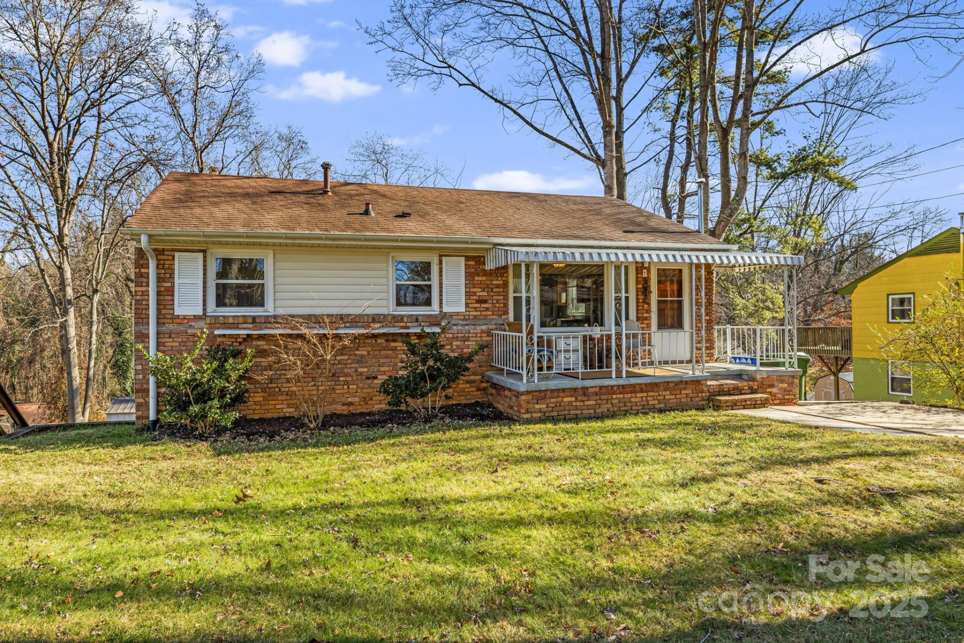 7 Crestland Road