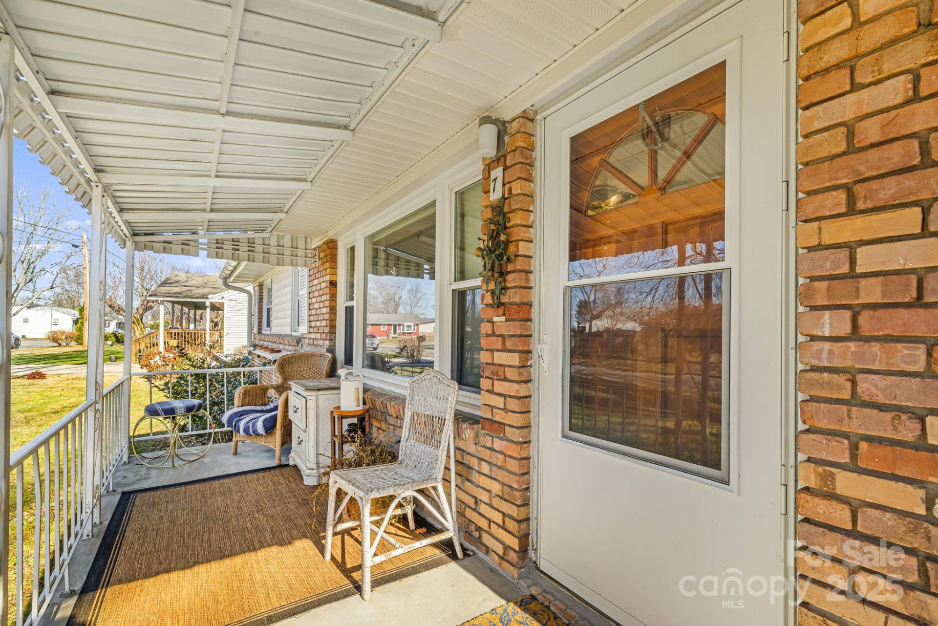 7 Crestland Road - Photo 4
