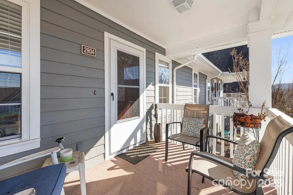 2904 Sagamore Lane - Photo 3