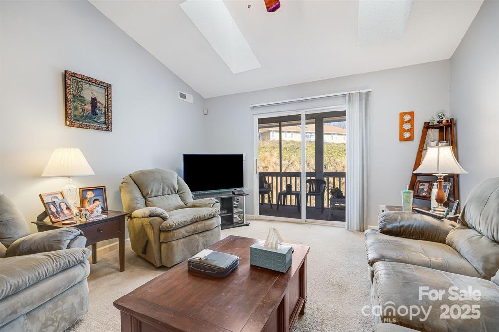 2904 Sagamore Lane - Photo 5