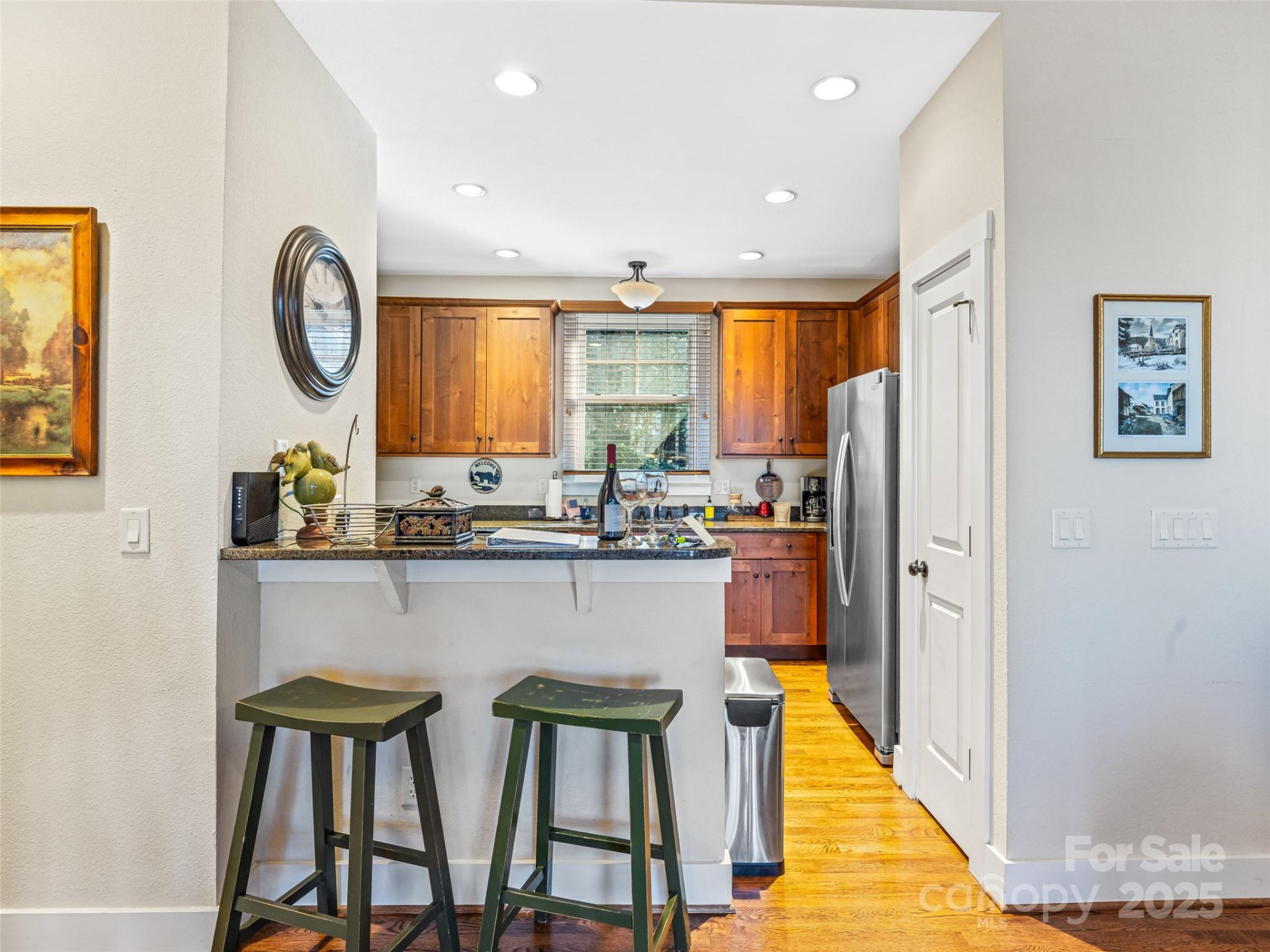 298 Hedgewood Drive - Photo 12