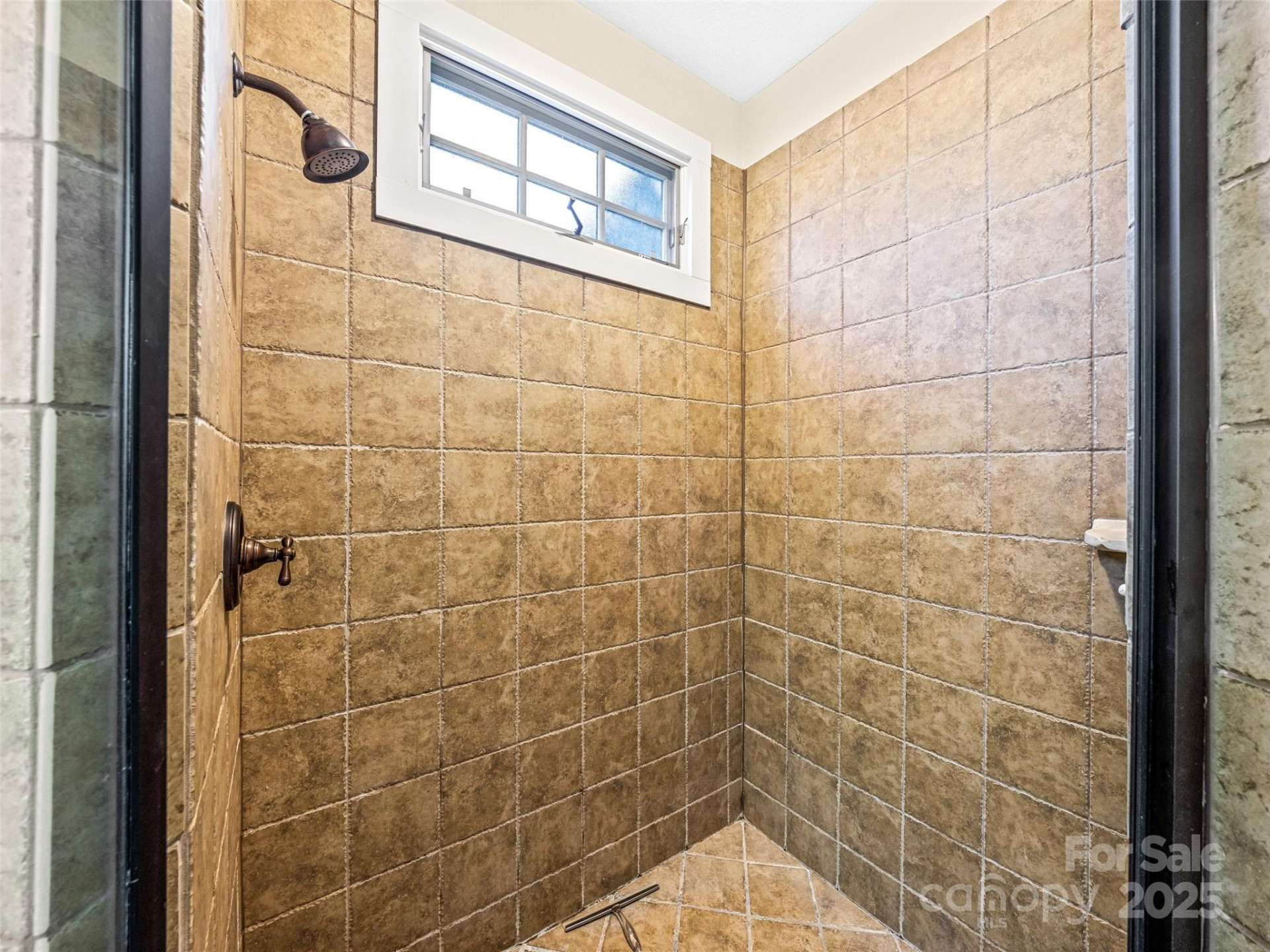 298 Hedgewood Drive - Photo 18