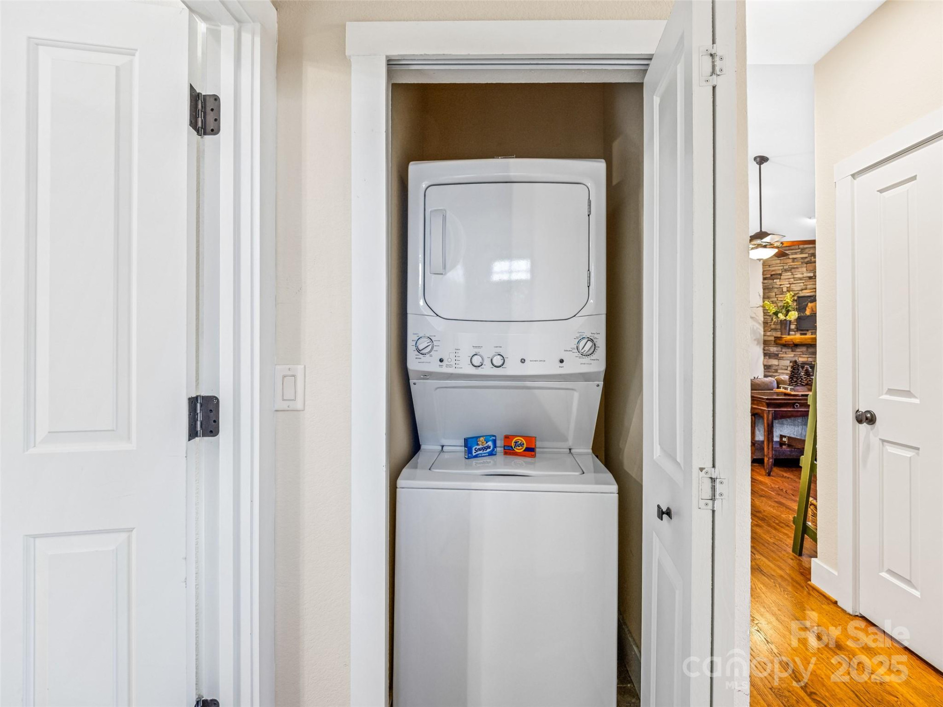 298 Hedgewood Drive - Photo 20