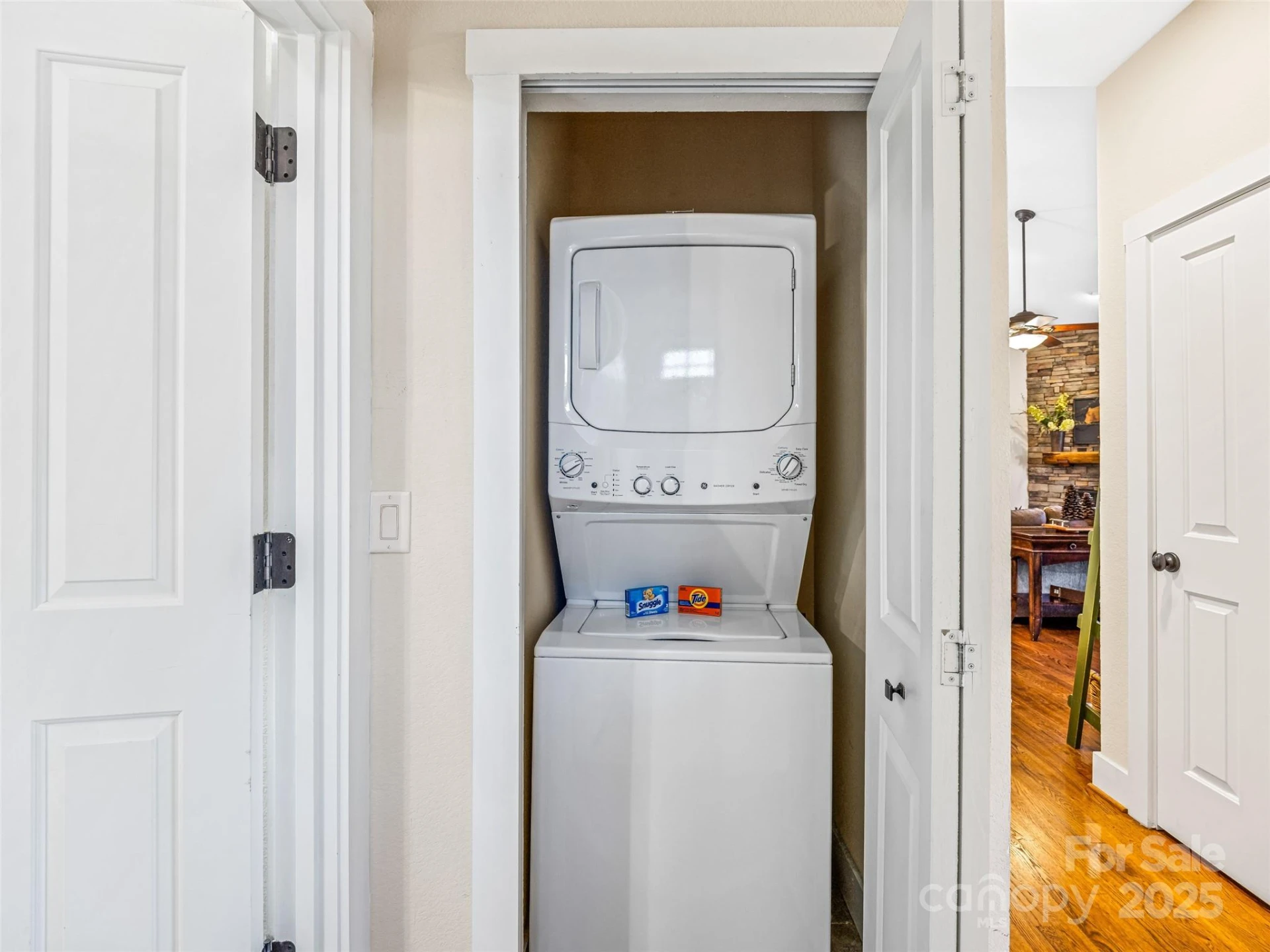 298 Hedgewood Drive - Photo 20