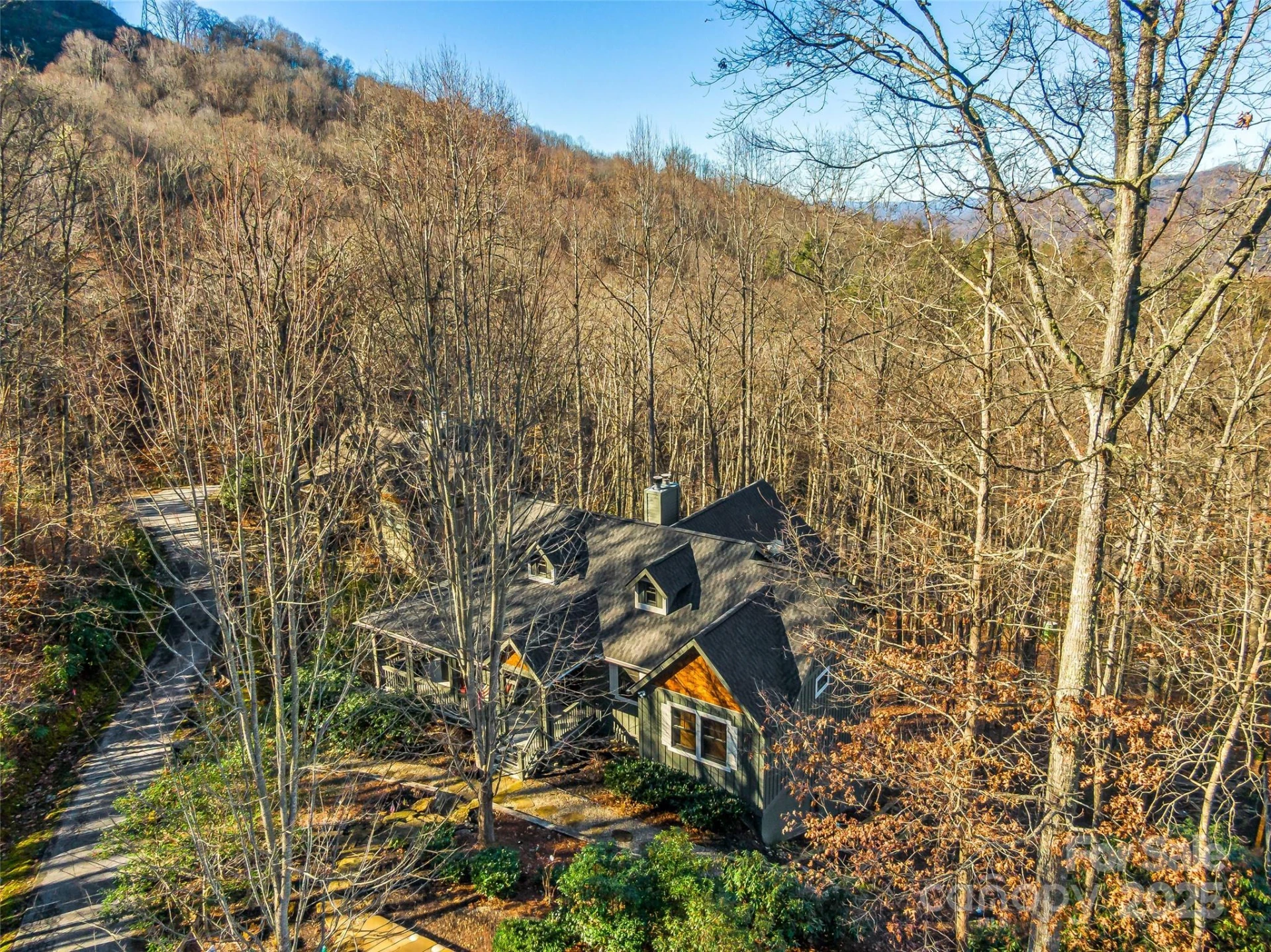 298 Hedgewood Drive - Photo 35
