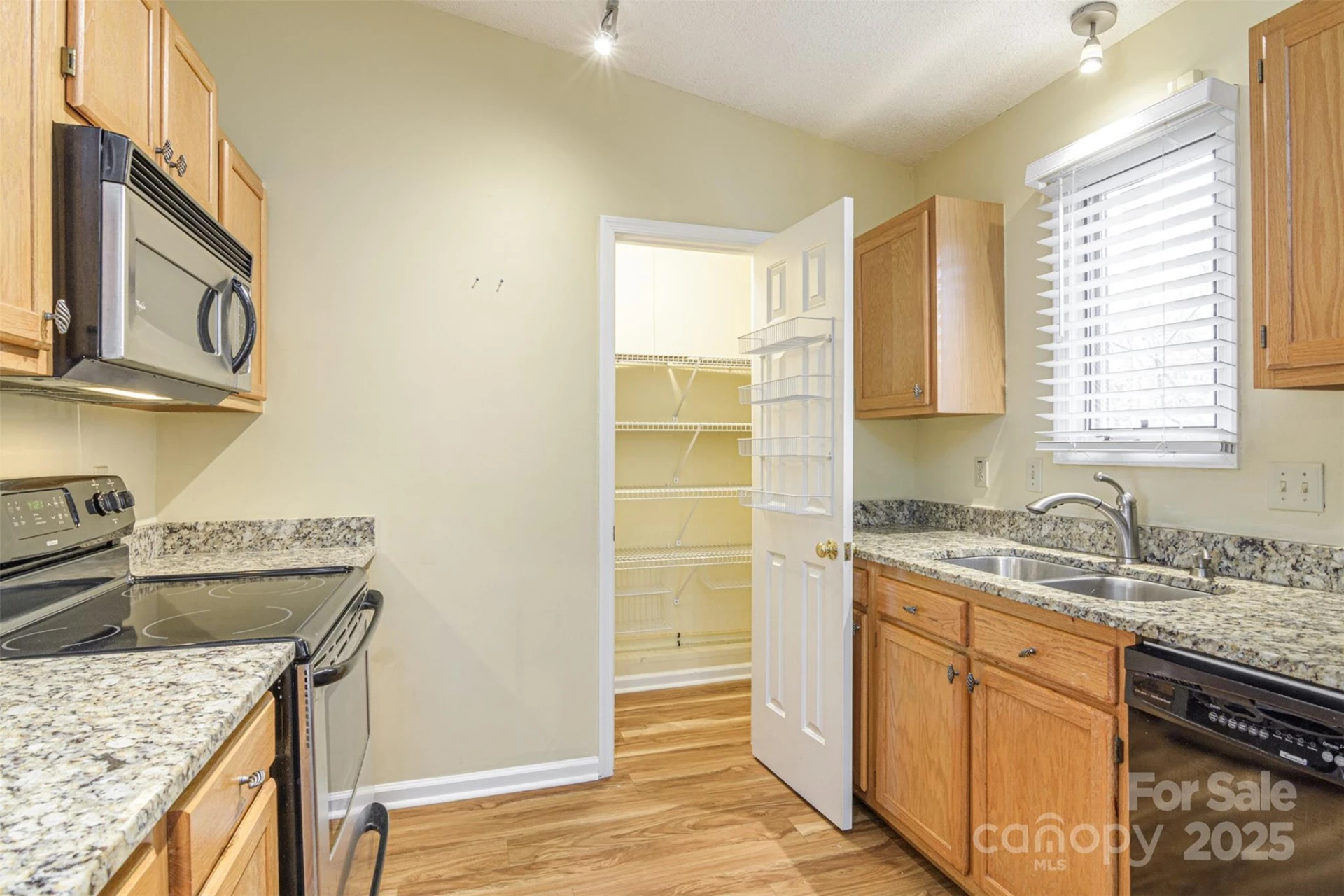 308 Dellford Court - Photo 18