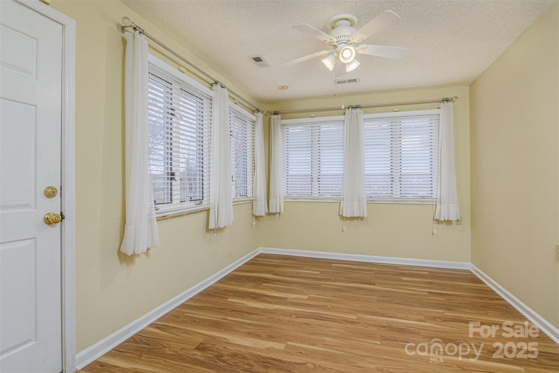 308 Dellford Court - Photo 20
