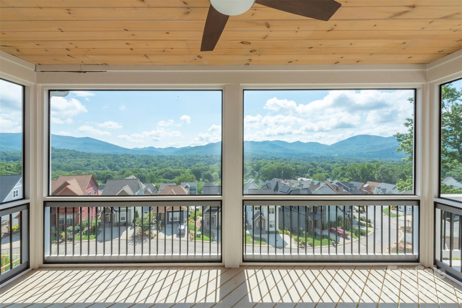 273 Mount Allen Heights - Photo 4