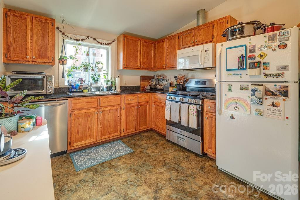 54 Liberty Street - Photo 7