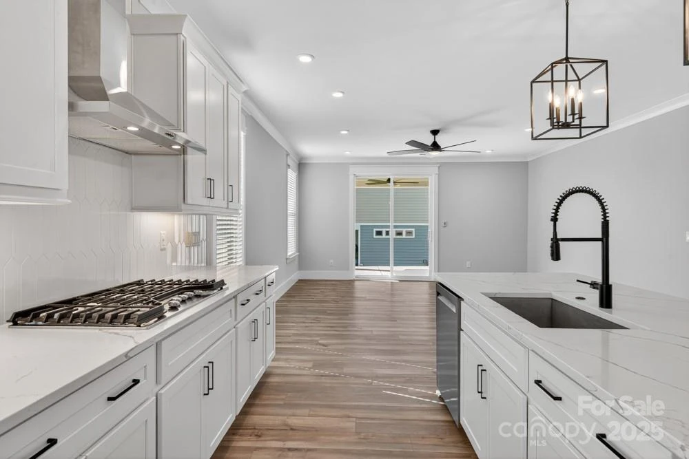 2068 Fordhill Street - Photo 30