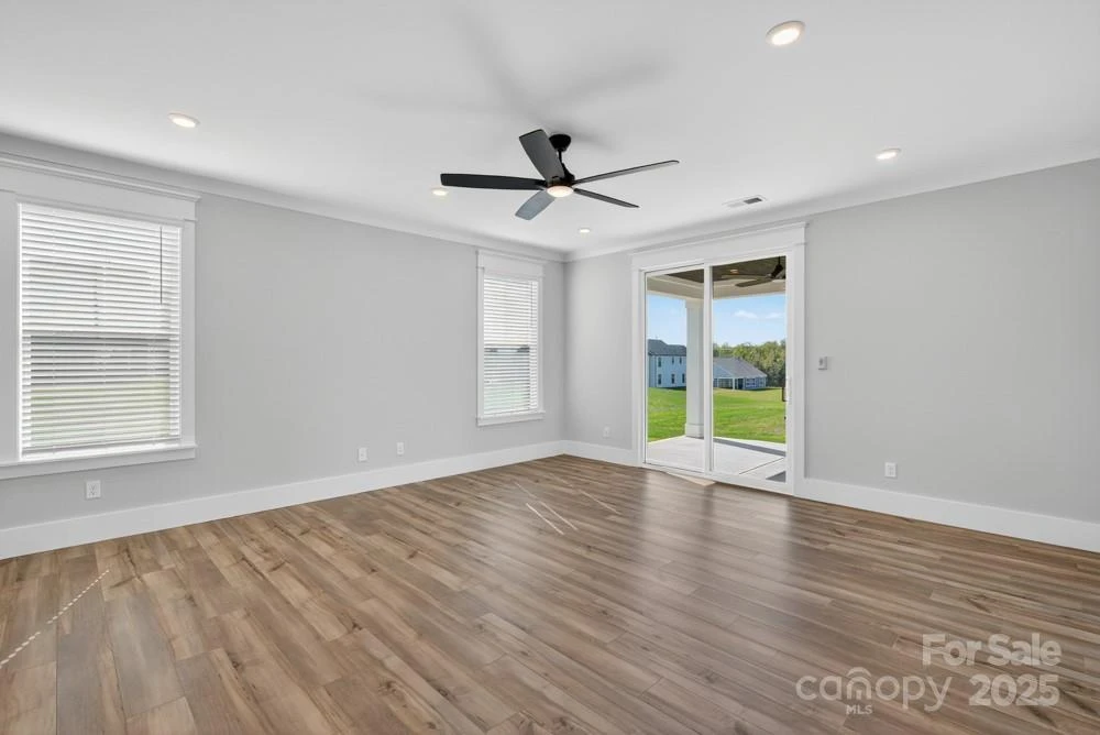 2068 Fordhill Street - Photo 37