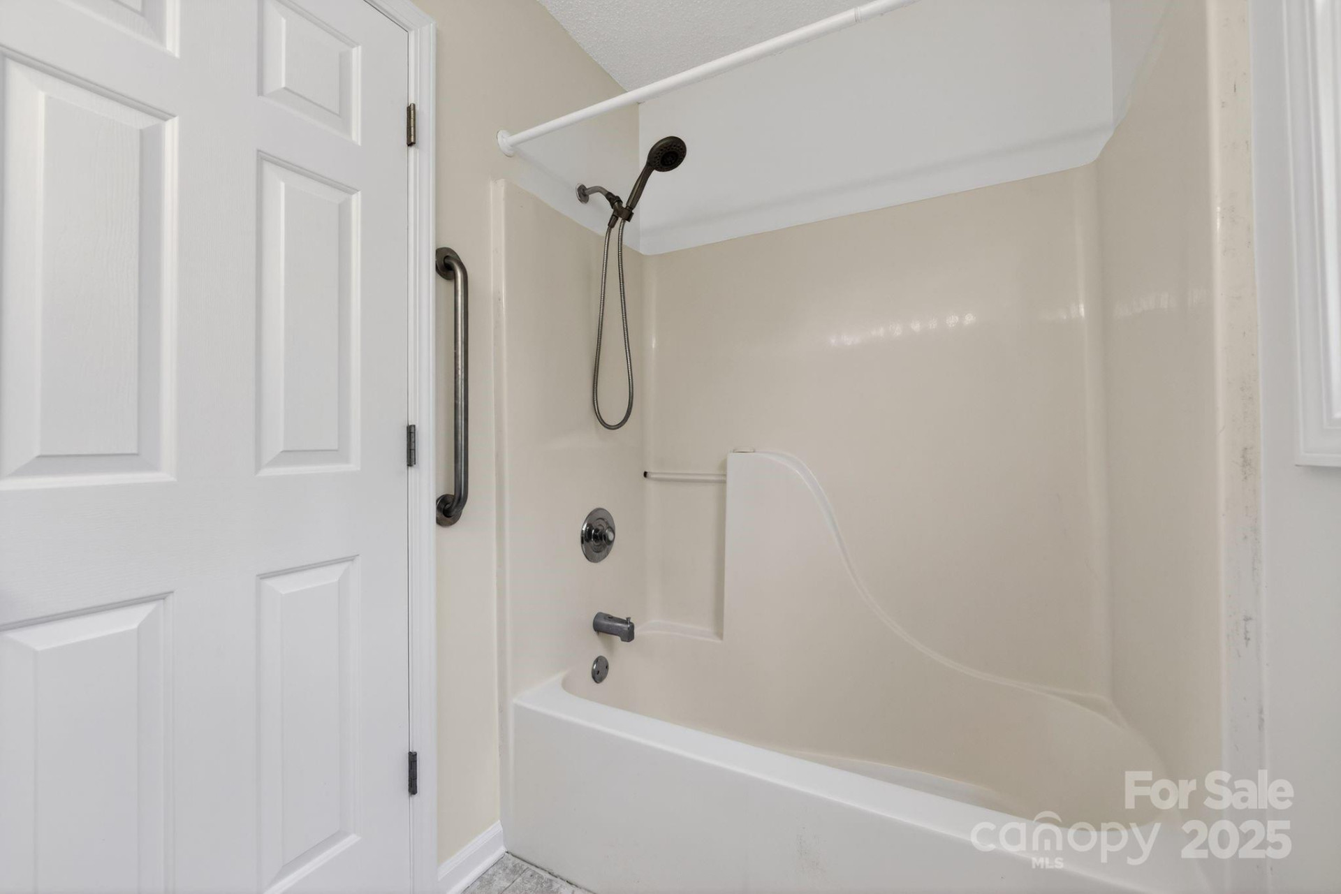 67 Beechwood Drive - Photo 16