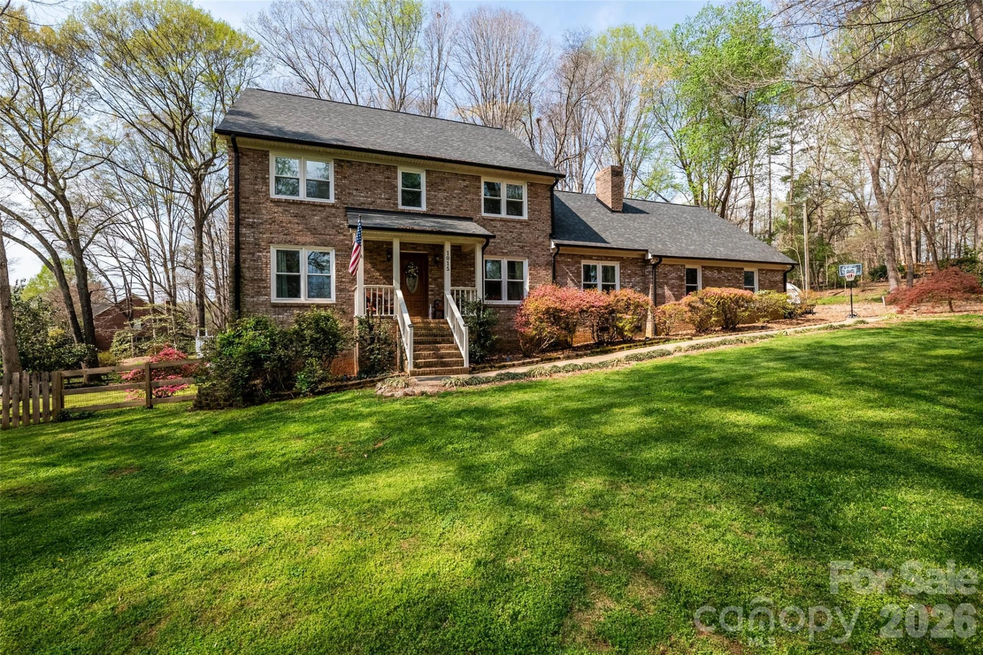 1015 Quail Circle