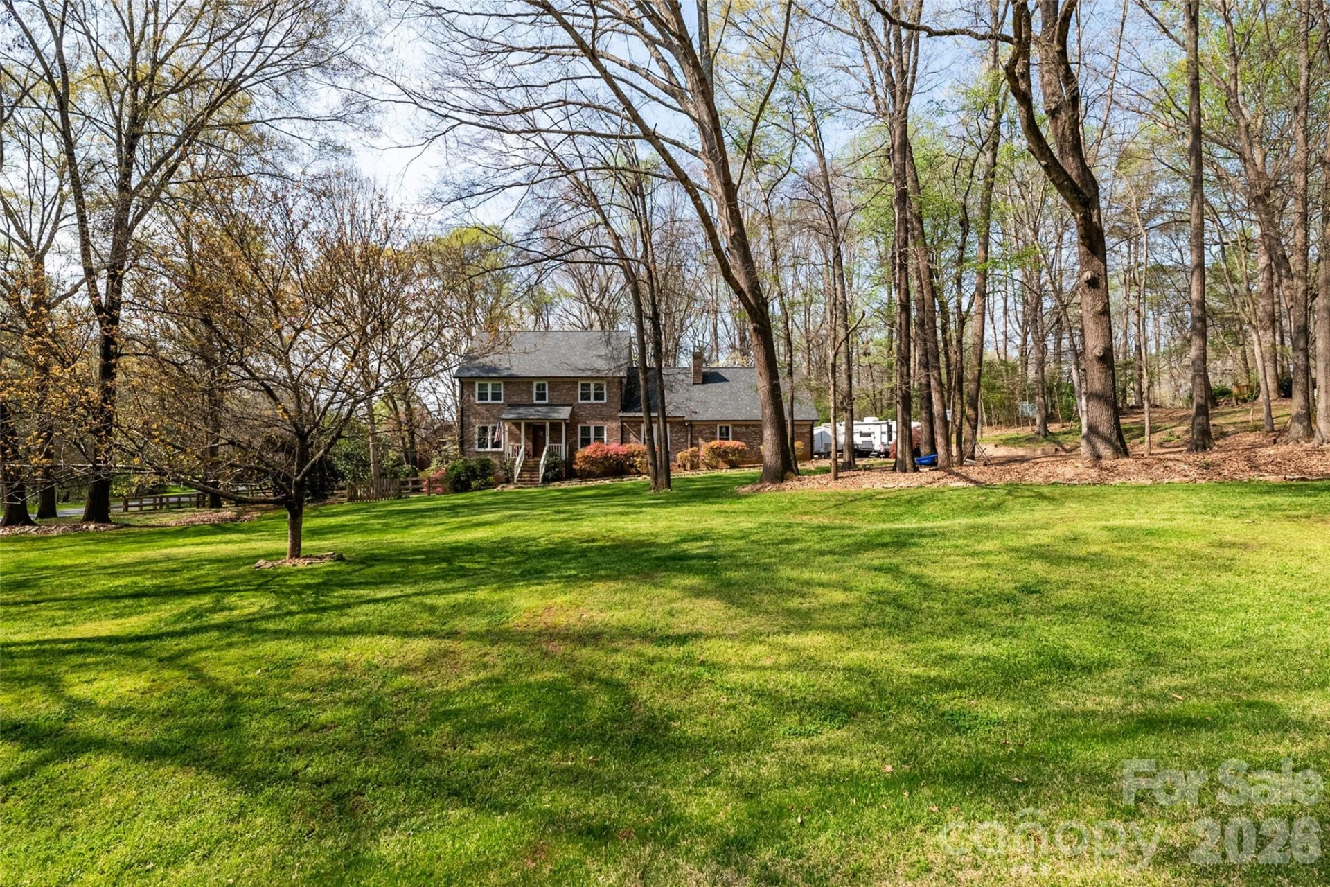 1015 Quail Circle - Photo 3
