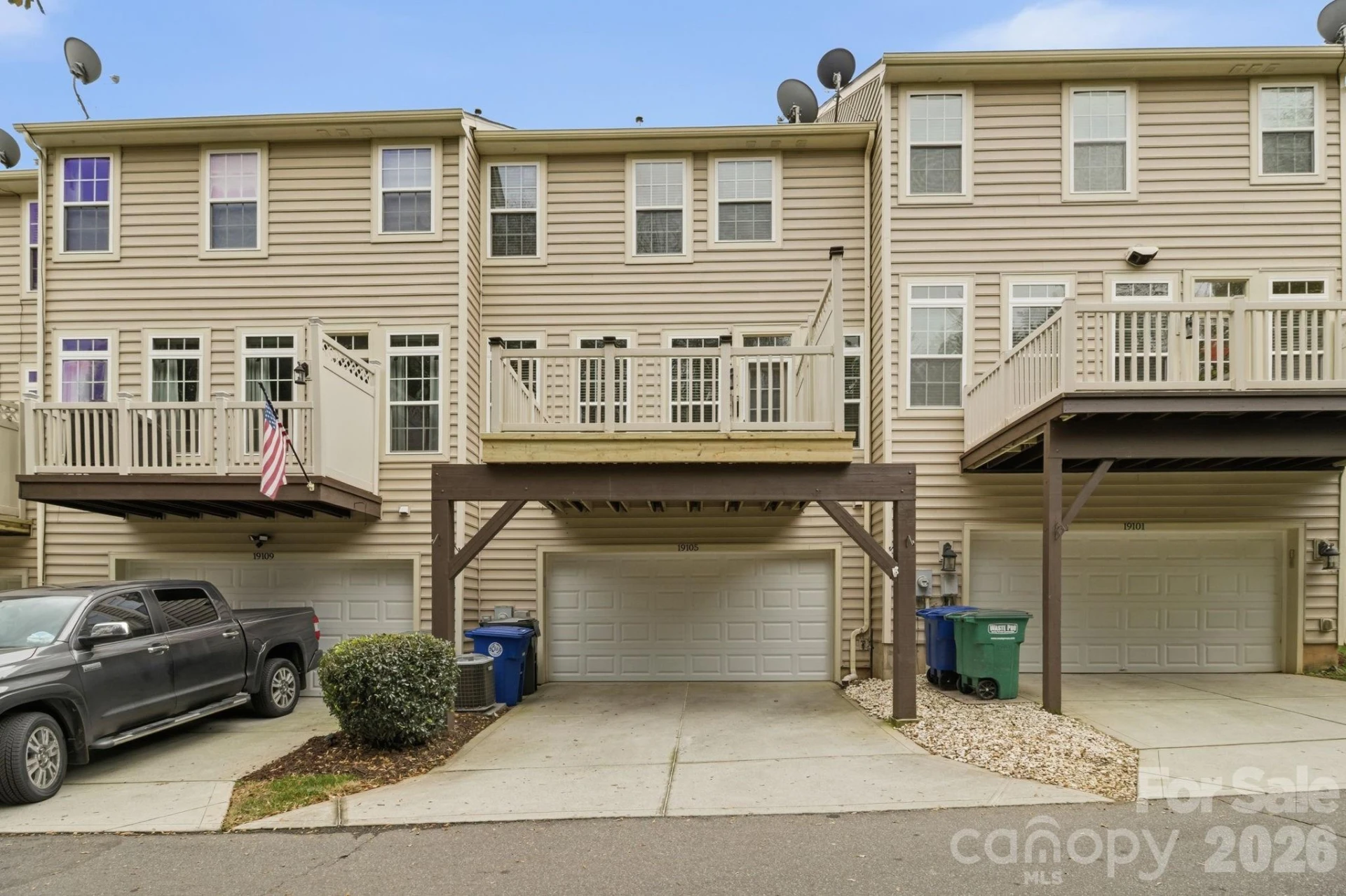19105 Chandlers Landing Drive - Photo 35